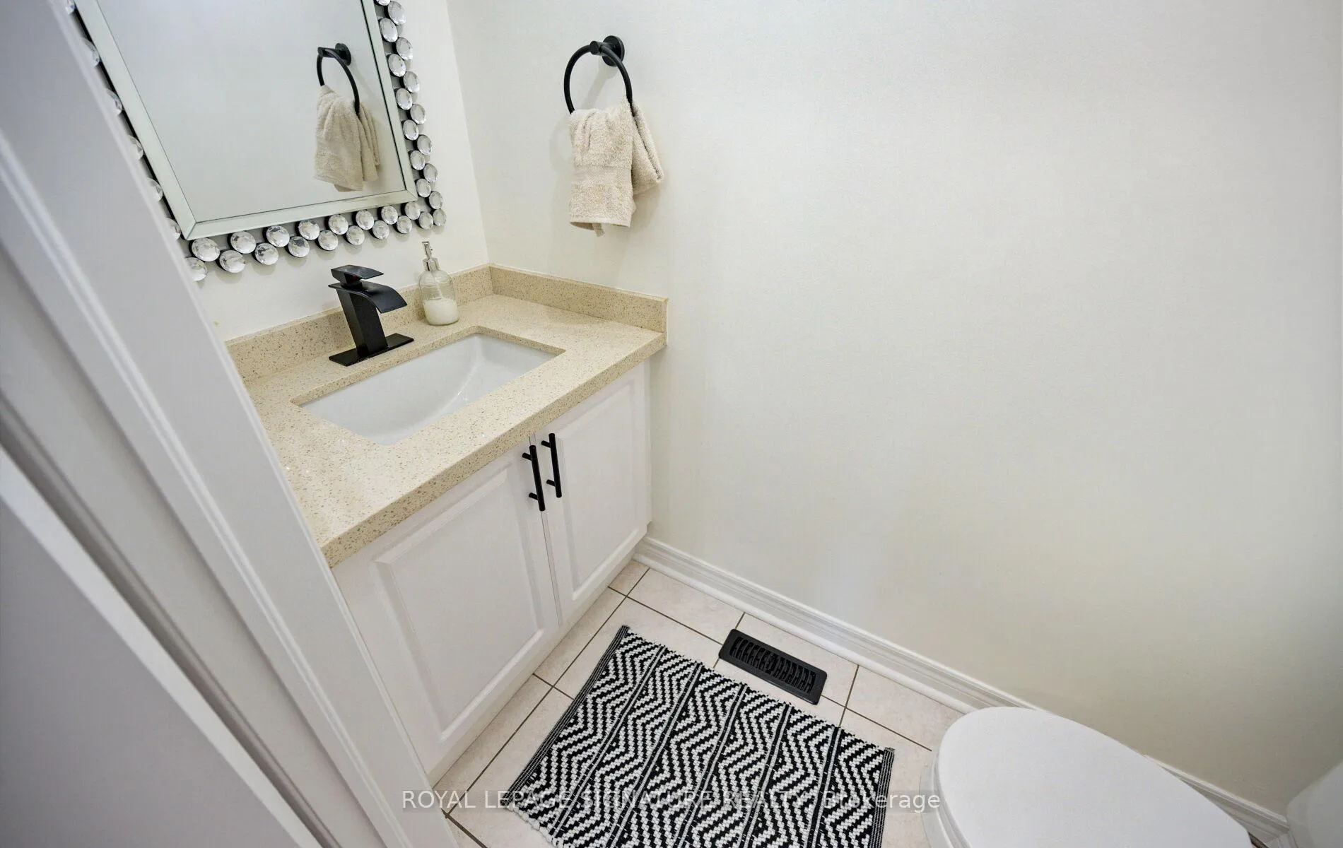 Photo 13 of 23 Mount McKinley Lane, Brampton, Sandringham-Wellington — HOMEH