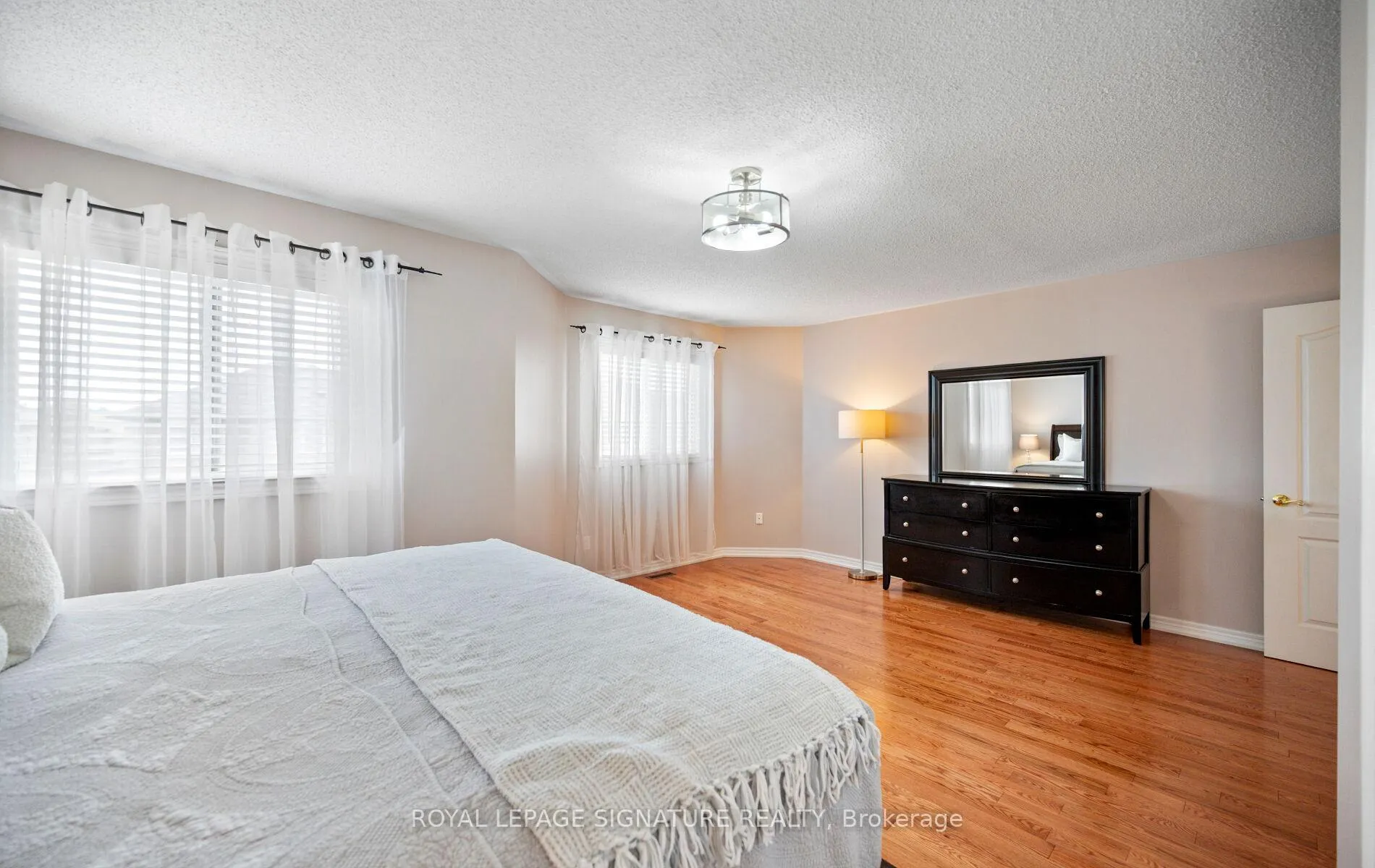 Photo 20 of 23 Mount McKinley Lane, Brampton, Sandringham-Wellington — HOMEH