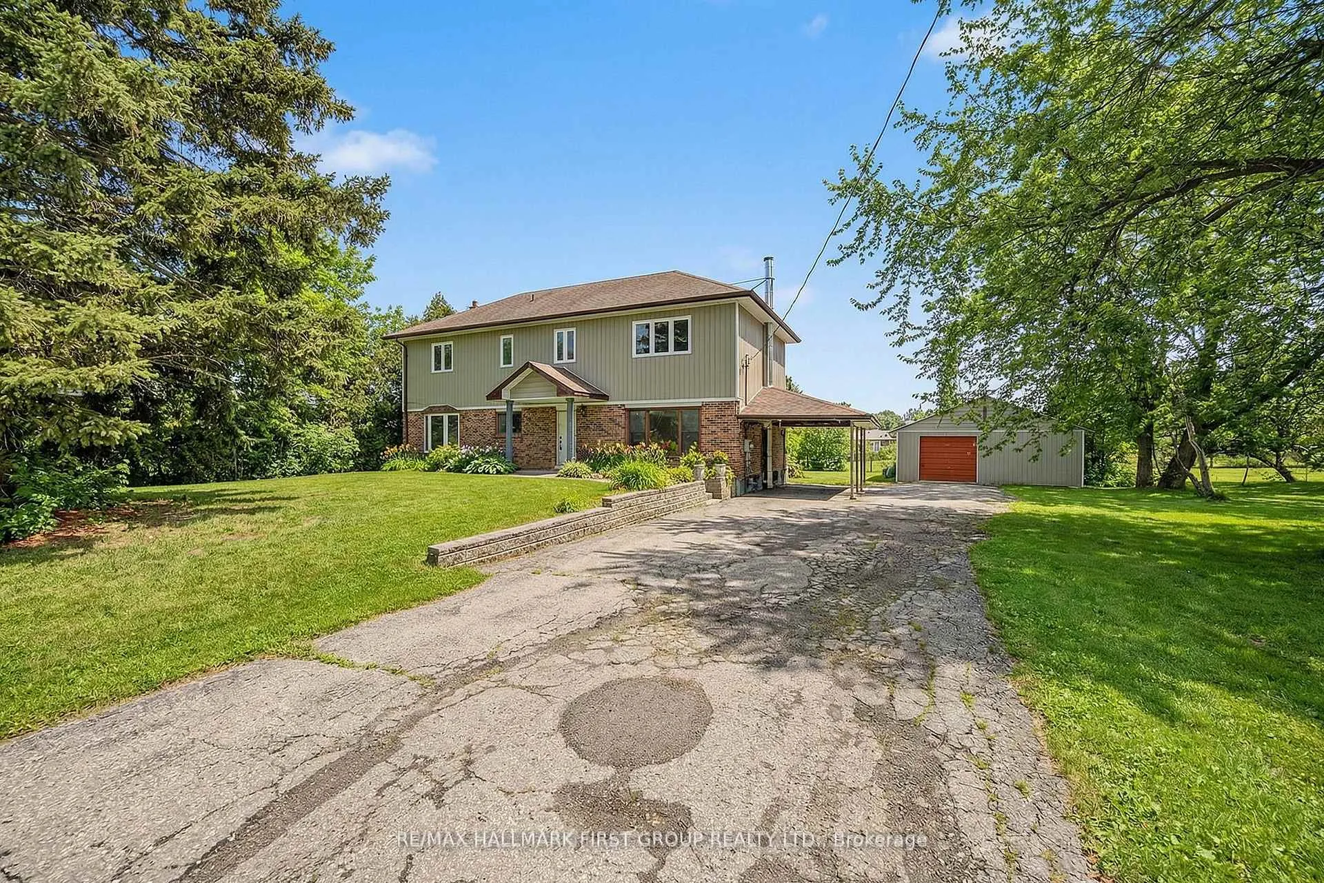Photo 3 of 239 Davidson Street, Pickering, Rural Pickering — HOMEH