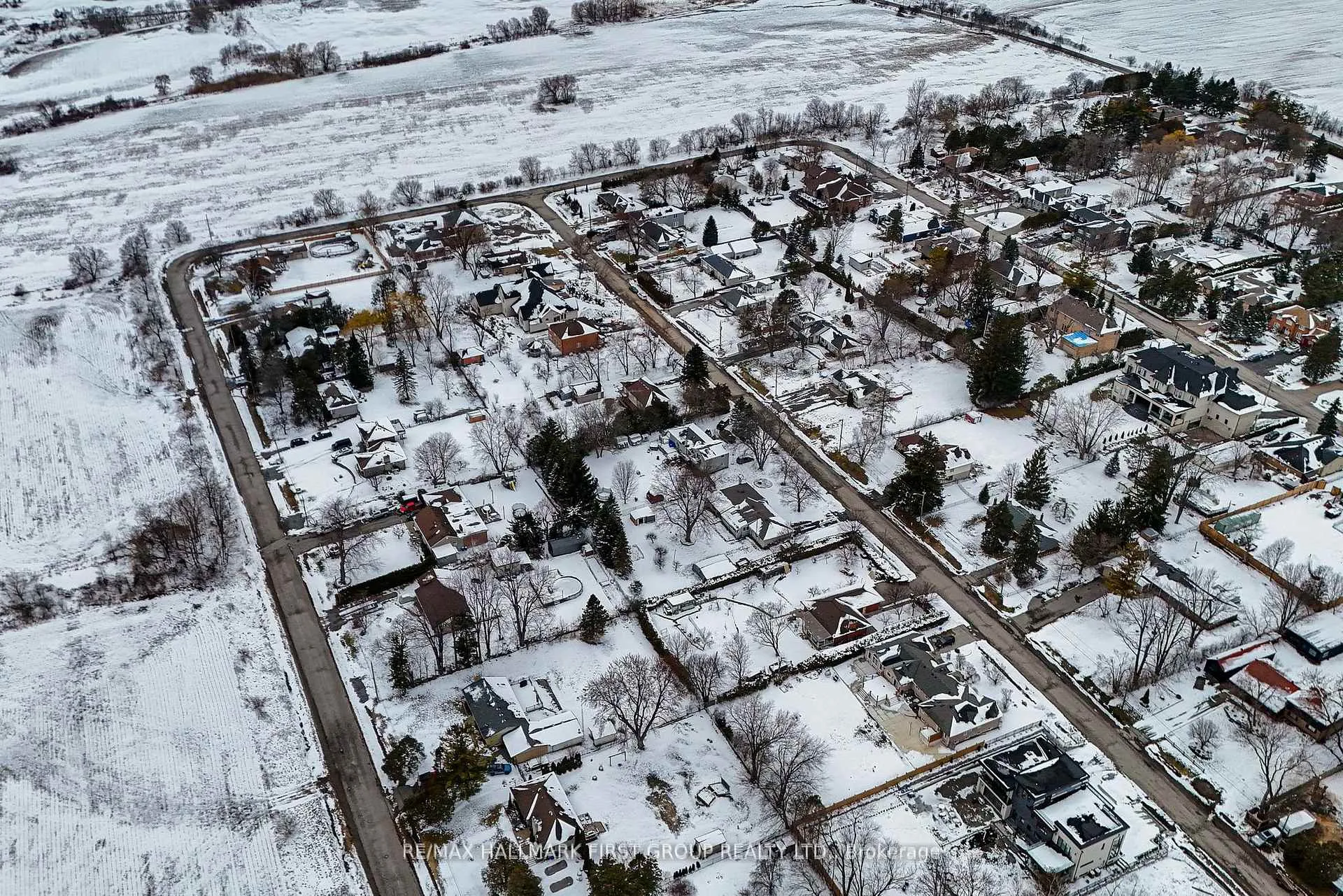 Photo 15 of 239 Davidson Street, Pickering, Rural Pickering — HOMEH