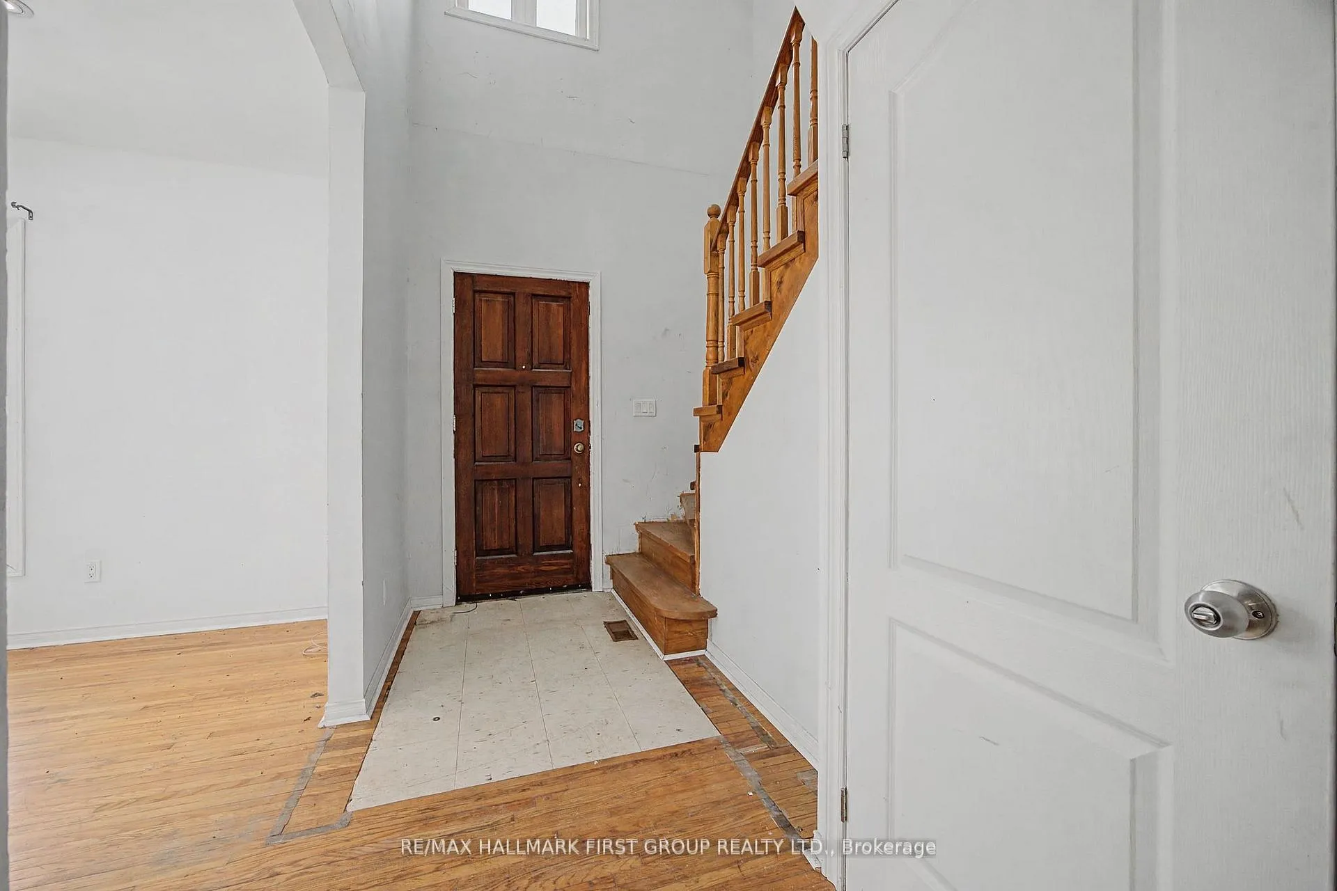 Photo 18 of 239 Davidson Street, Pickering, Rural Pickering — HOMEH