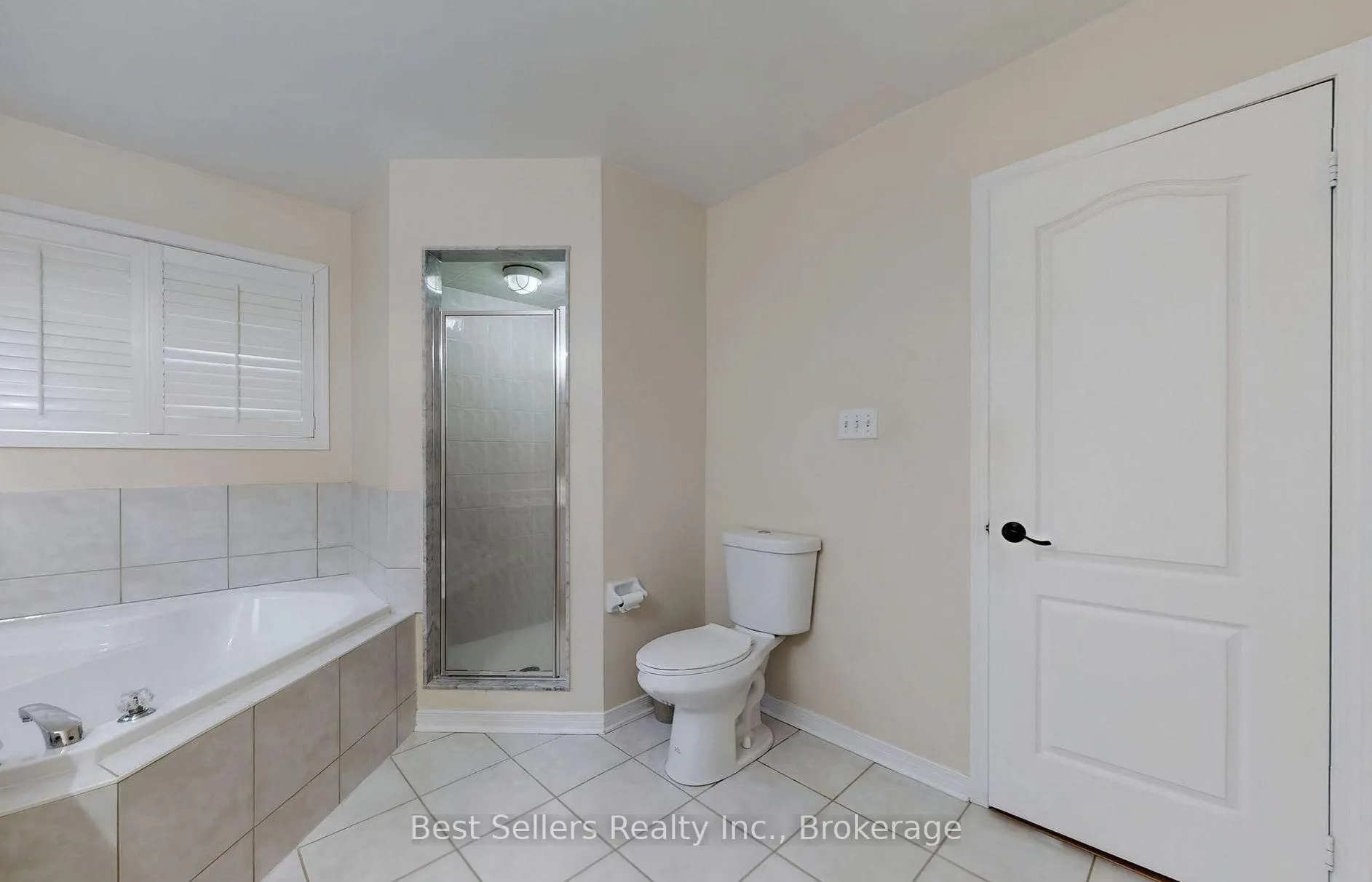 Photo 24 of 4 Beresford Crescent, Brampton, Bram East — HOMEH