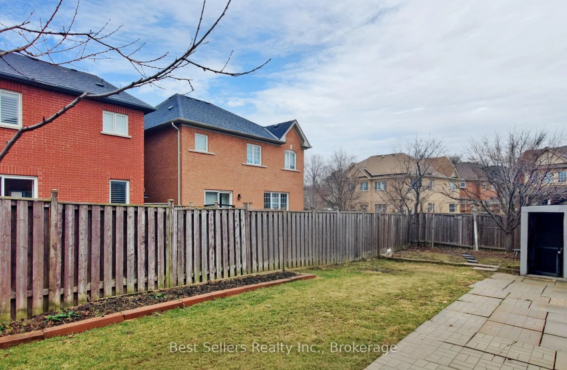 Photo 36 of 4 Beresford Crescent, Brampton, Bram East — HOMEH