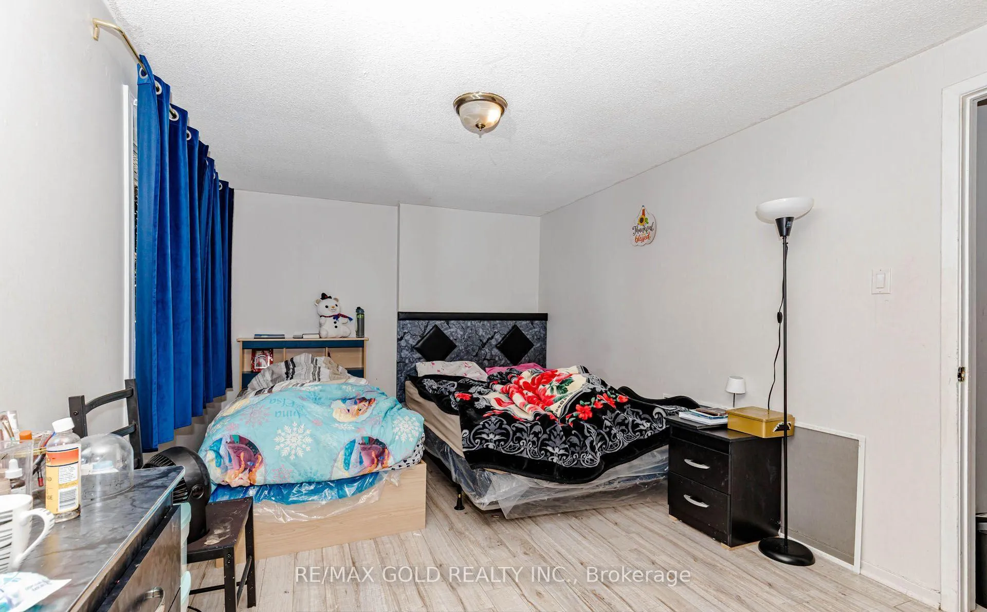 Photo 17 of 15 Courtleigh Square, Brampton, Heart Lake East — HOMEH