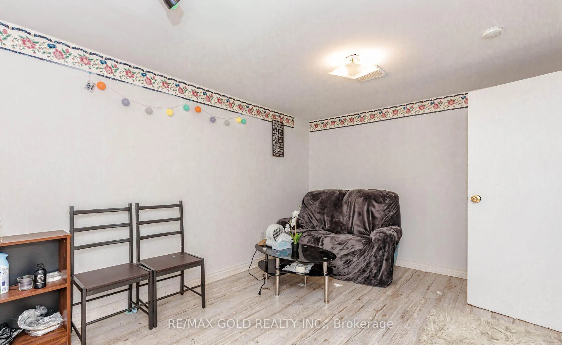 Photo 22 of 15 Courtleigh Square, Brampton, Heart Lake East — HOMEH