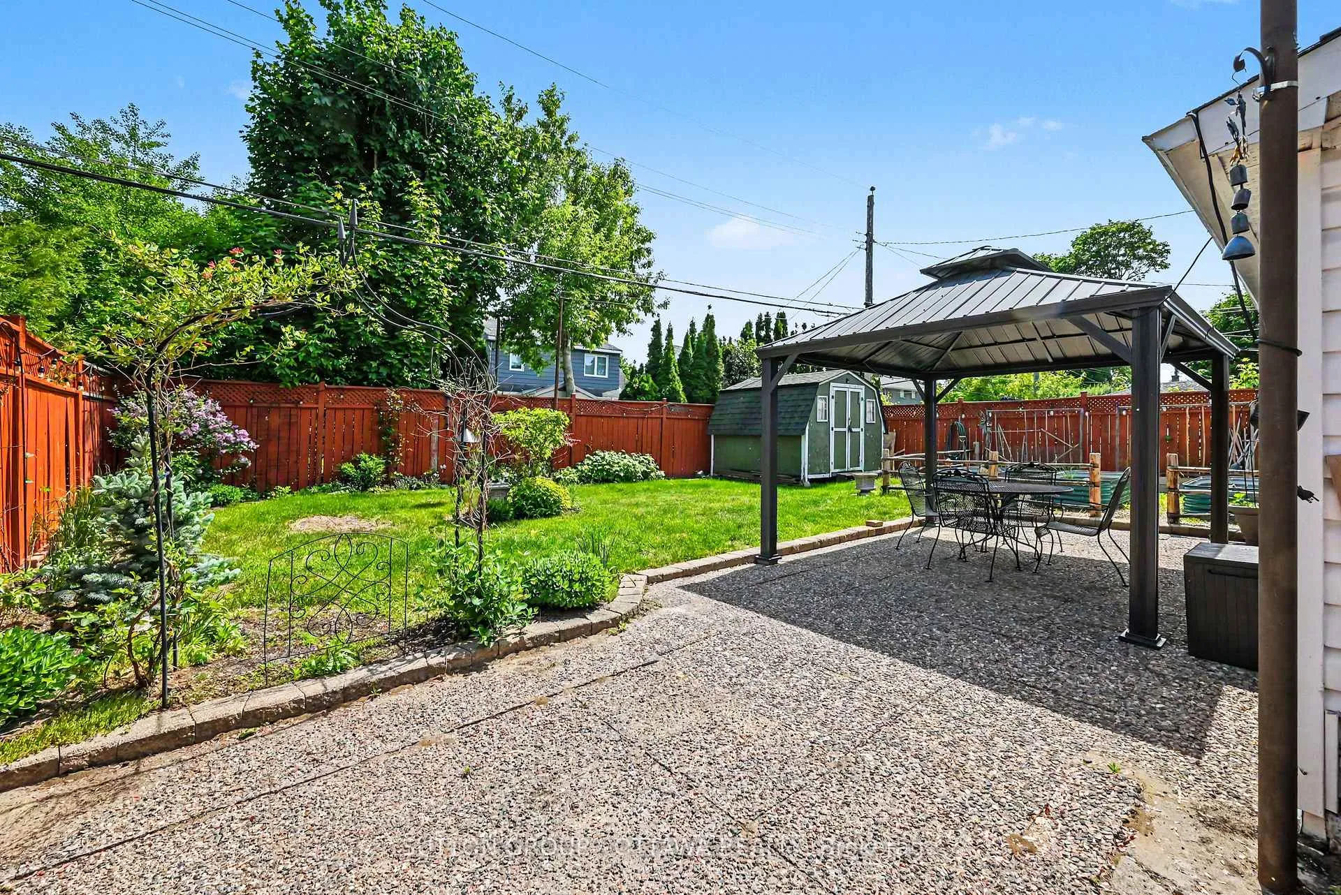 Photo 4 of 1156 Emperor Avenue W, Ottawa, Carlington — HOMEH