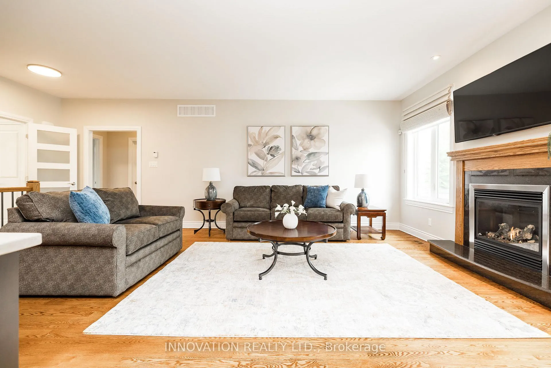 Photo 10 of 63 Rochelle Drive, Ottawa, Richmond — HOMEH