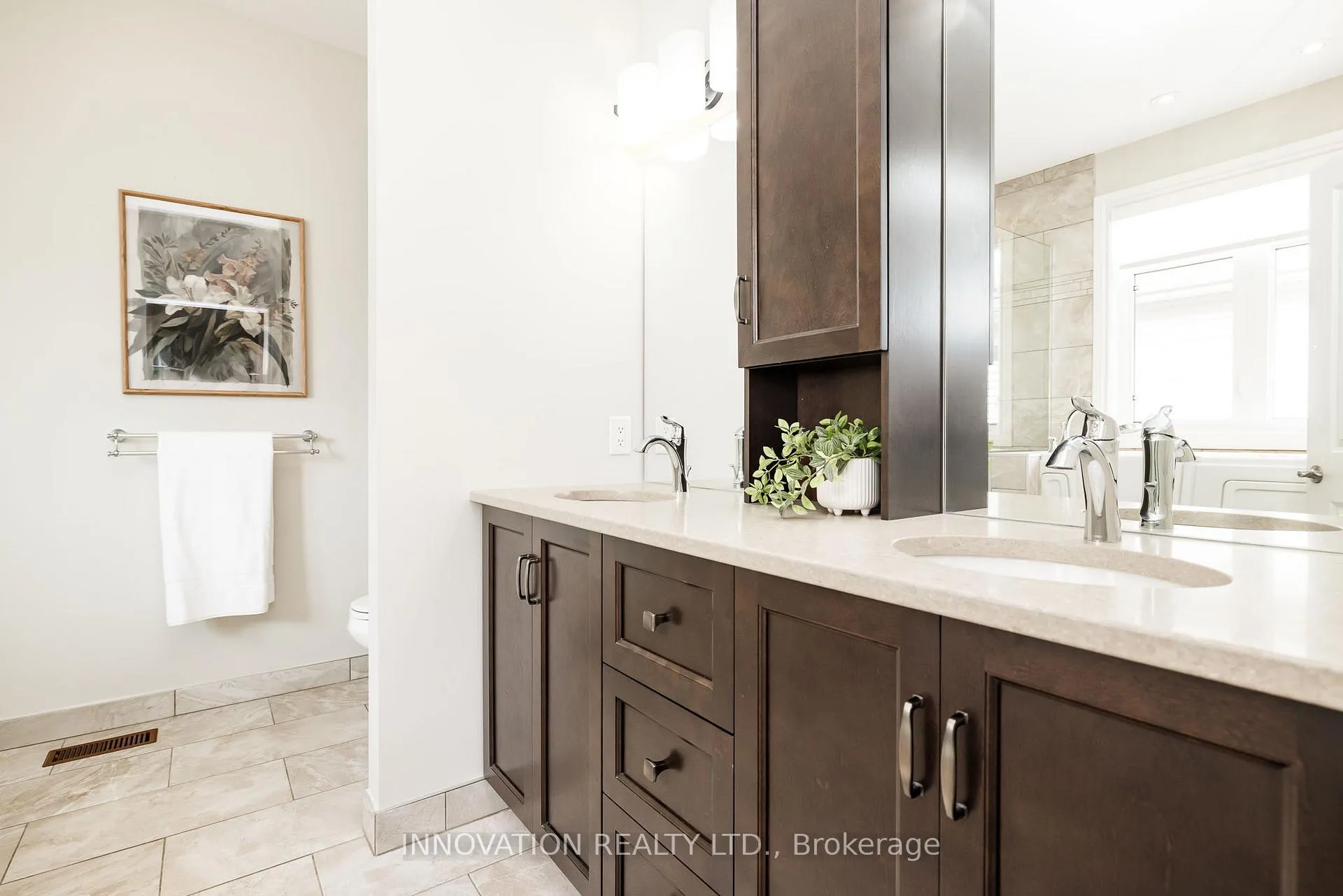 Photo 21 of 63 Rochelle Drive, Ottawa, Richmond — HOMEH