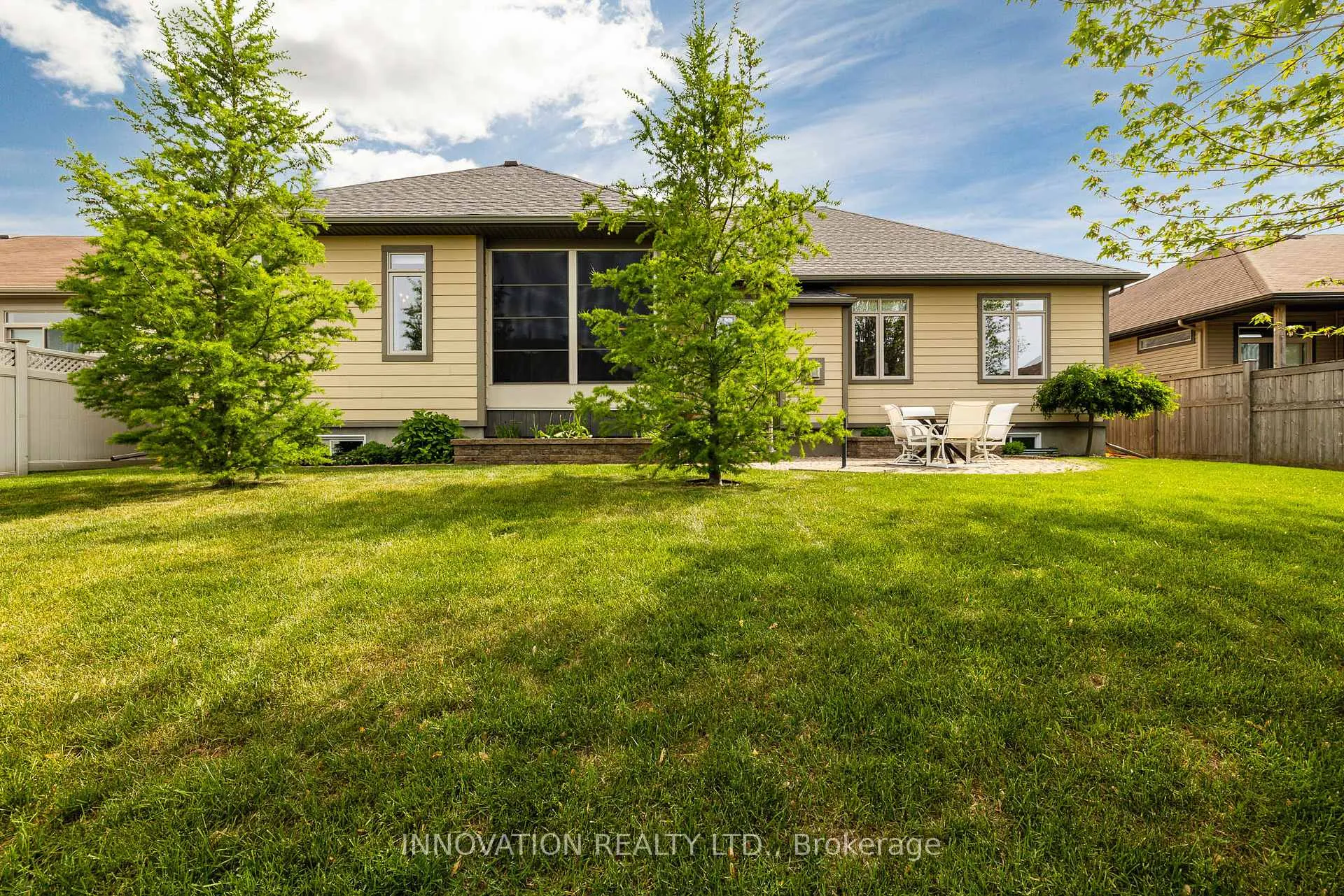 Photo 34 of 63 Rochelle Drive, Ottawa, Richmond — HOMEH