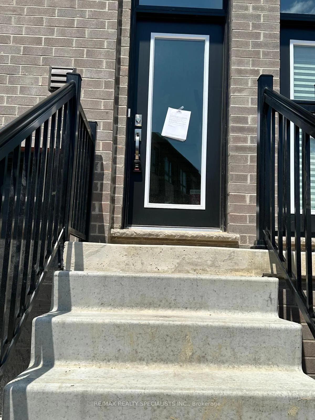 Photo 5 of Unit MAIN & 2ND, 70 Albright Road, Brampton, Fletcher's Creek Village — HOMEH