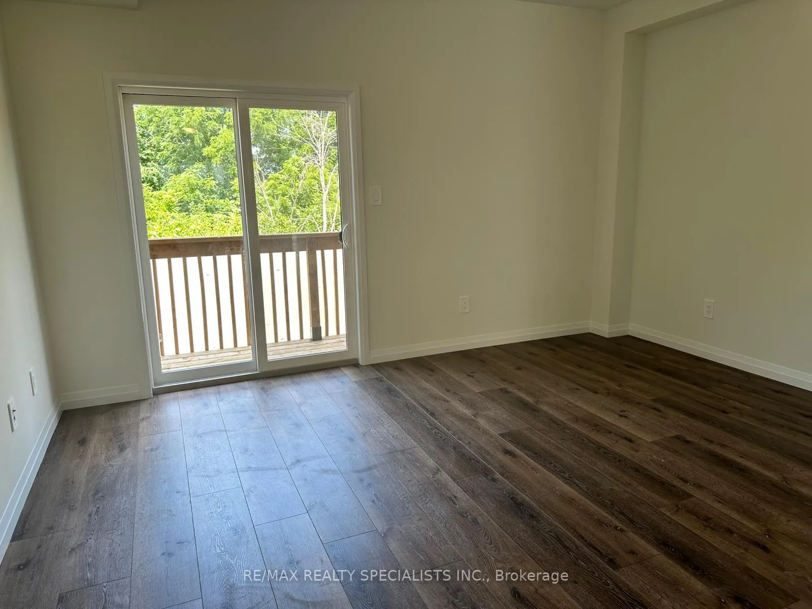 Photo 6 of Unit MAIN & 2ND, 70 Albright Road, Brampton, Fletcher's Creek Village — HOMEH