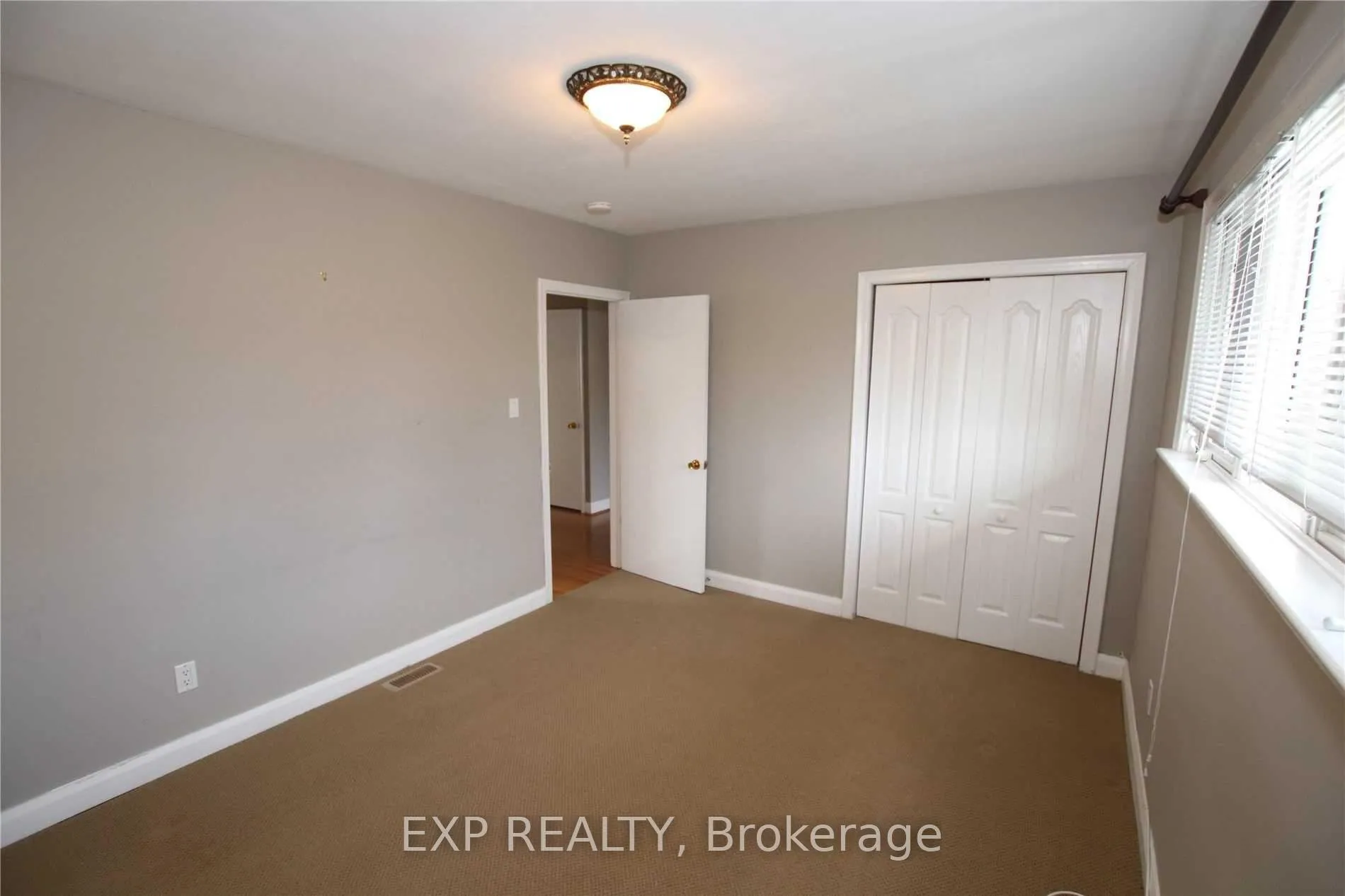 Photo 17 of 805 Glengrove Street, Oshawa, Northglen — HOMEH