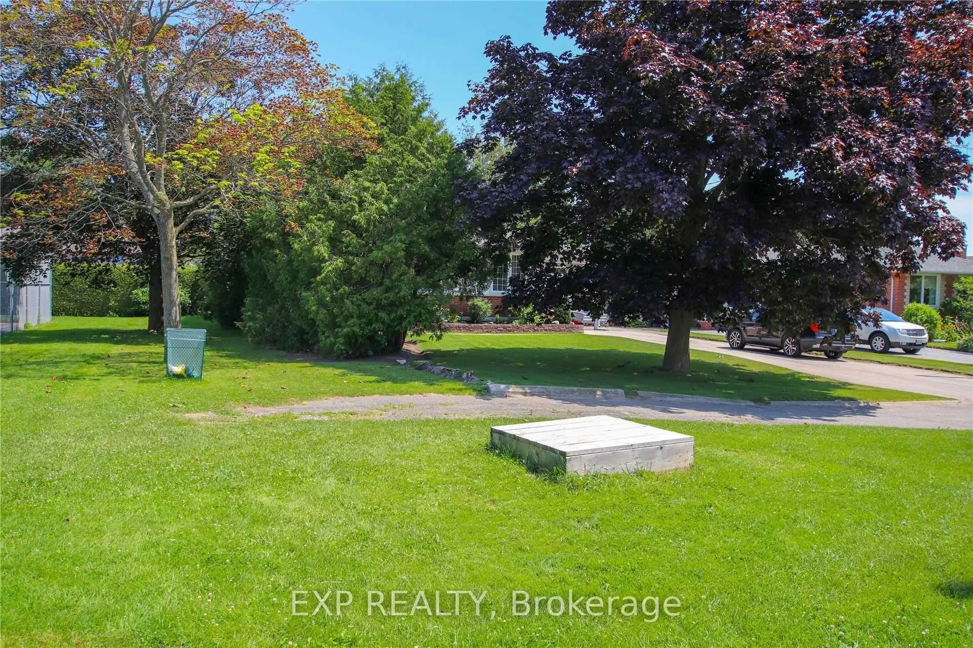 Photo 20 of 805 Glengrove Street, Oshawa, Northglen — HOMEH