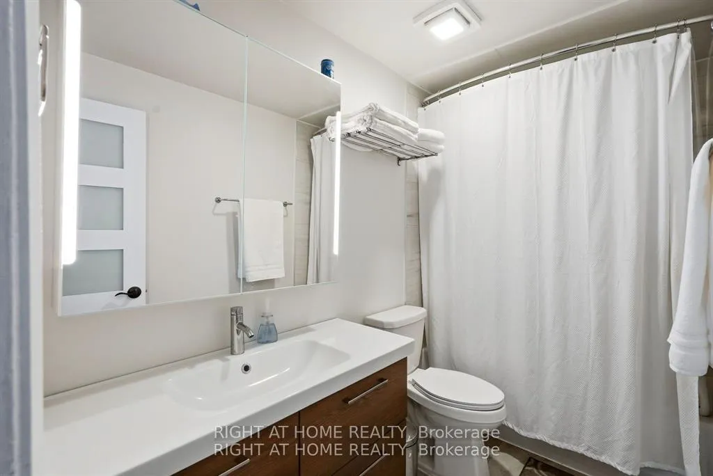 Photo 11 of 1633 Lafrance Drive, Ottawa, Queenswood Heights South — HOMEH