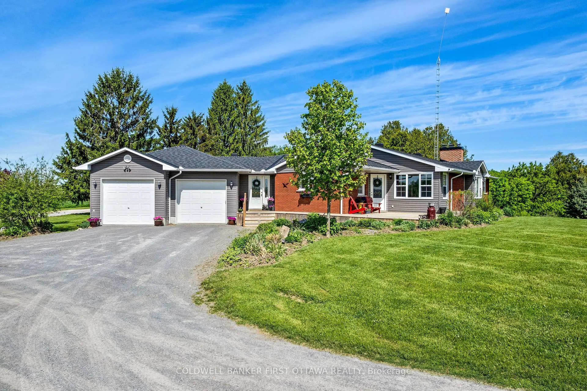 Photo of 6443 Martin Street N