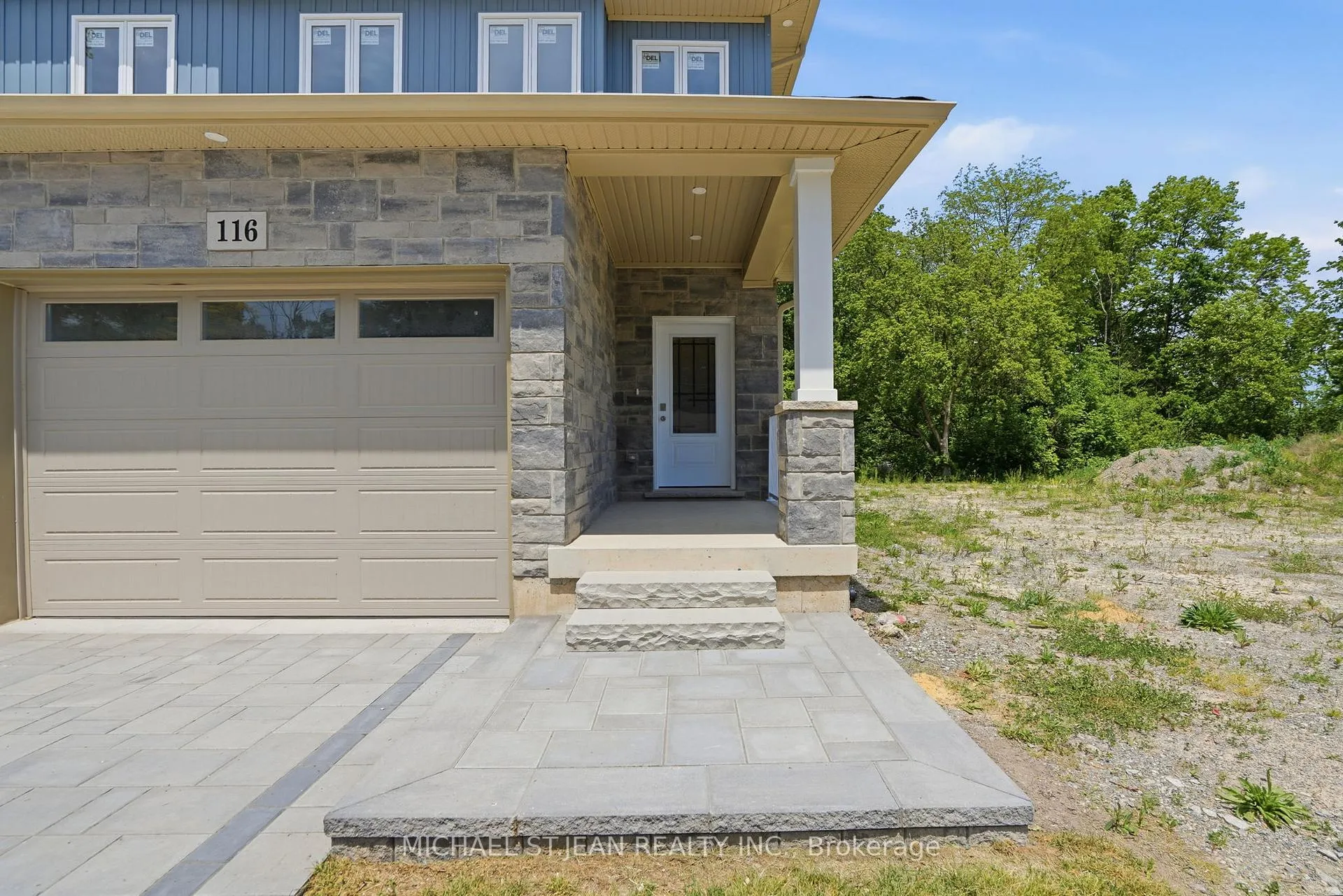 Photo 5 of 116 Forks Road E, Welland, Dain City — HOMEH