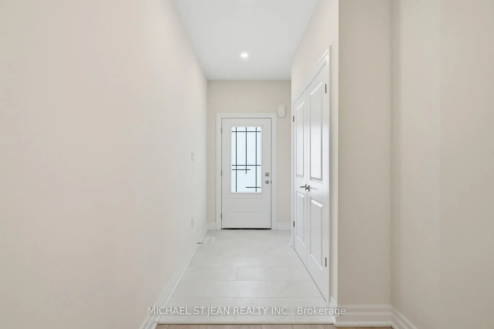 Photo 6 of 116 Forks Road E, Welland, Dain City — HOMEH
