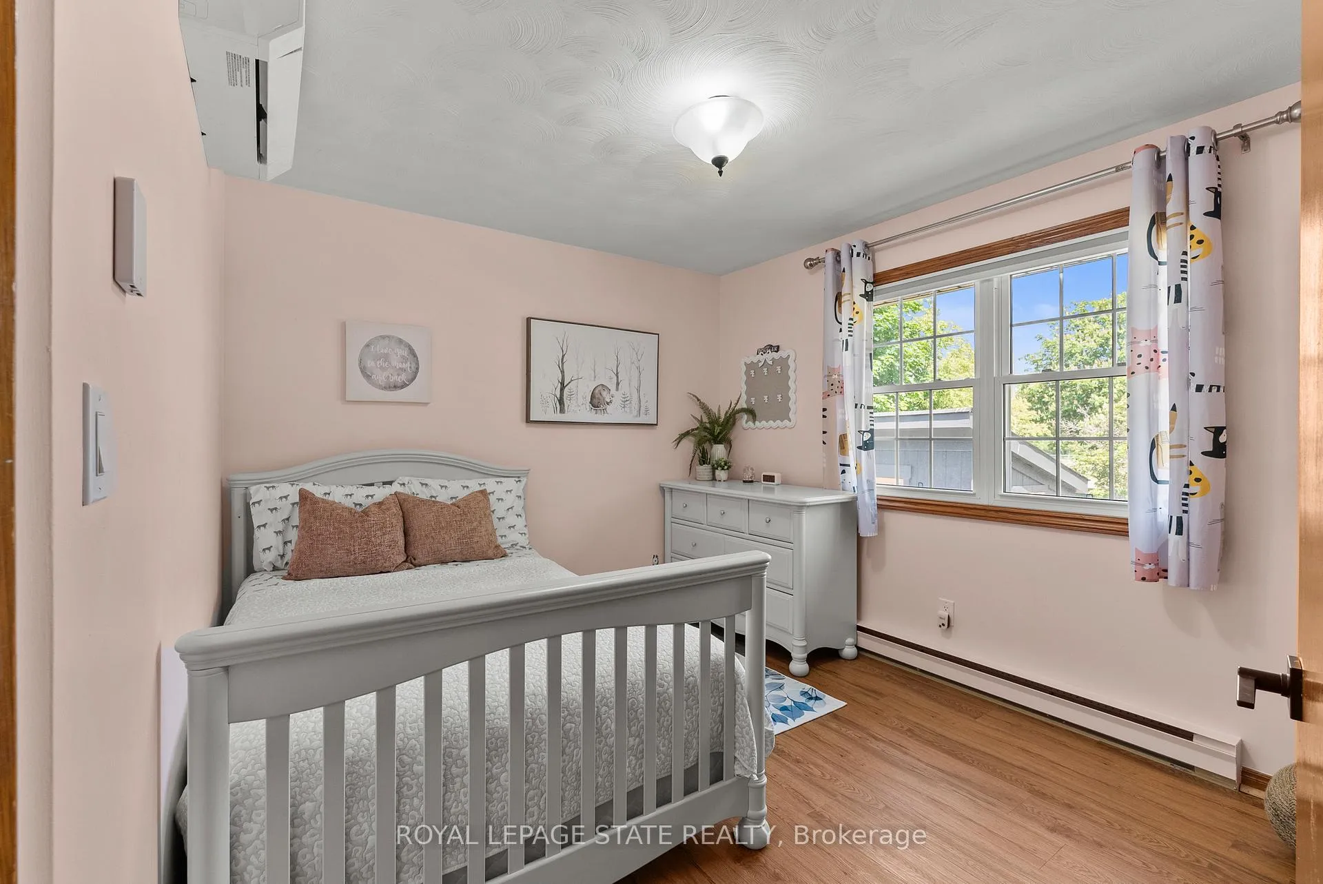 Photo 17 of 83 Amberwood Street, Hamilton, Stoney Creek Mountain — HOMEH