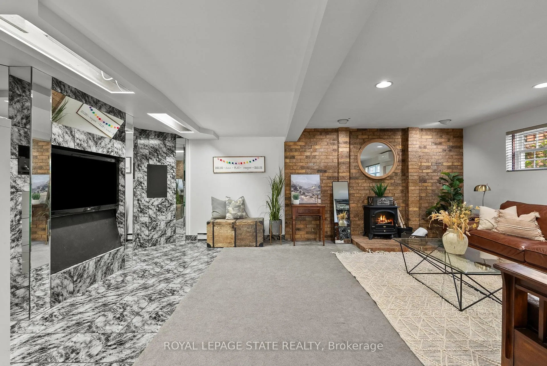 Photo 30 of 83 Amberwood Street, Hamilton, Stoney Creek Mountain — HOMEH