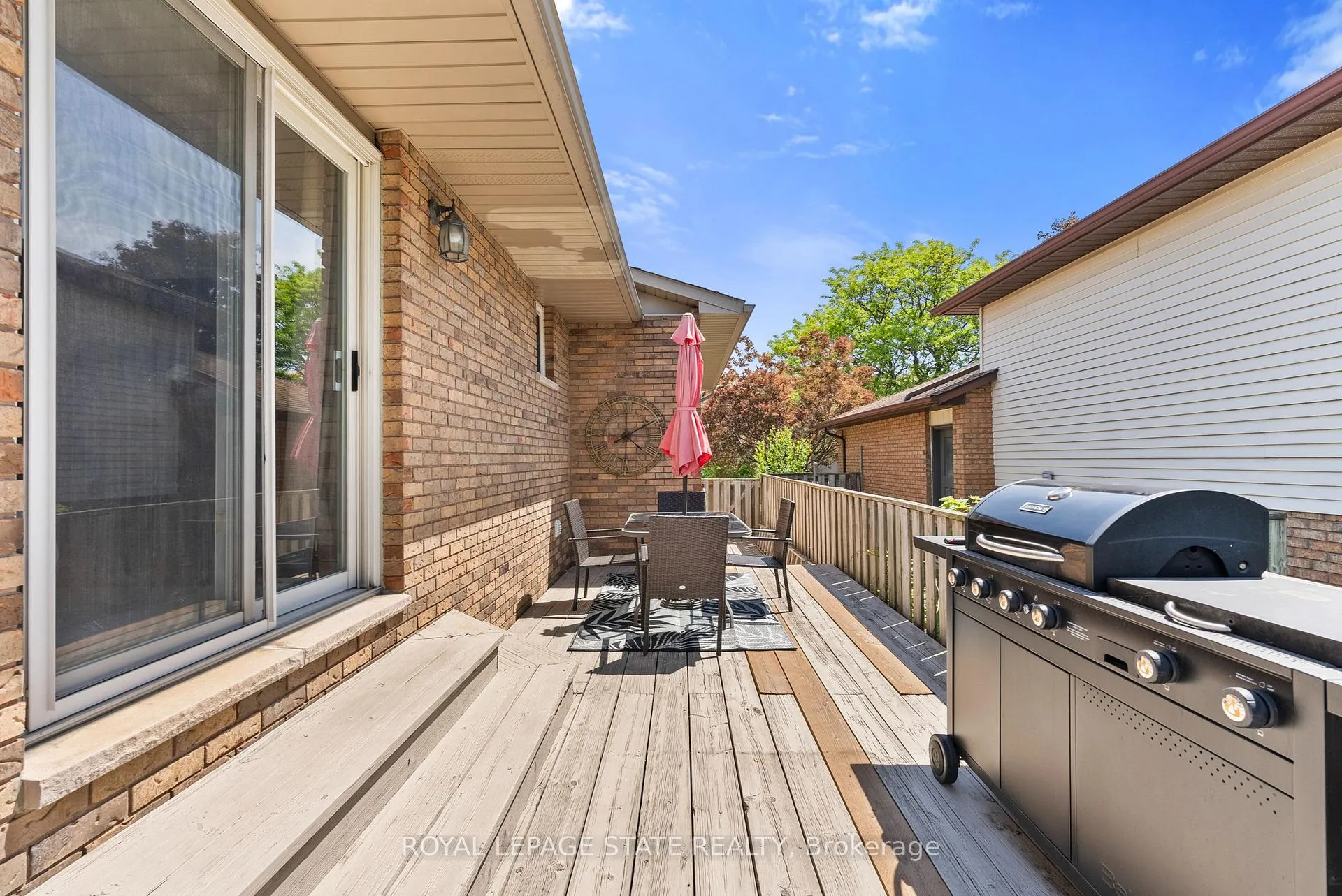 Photo 41 of 83 Amberwood Street, Hamilton, Stoney Creek Mountain — HOMEH