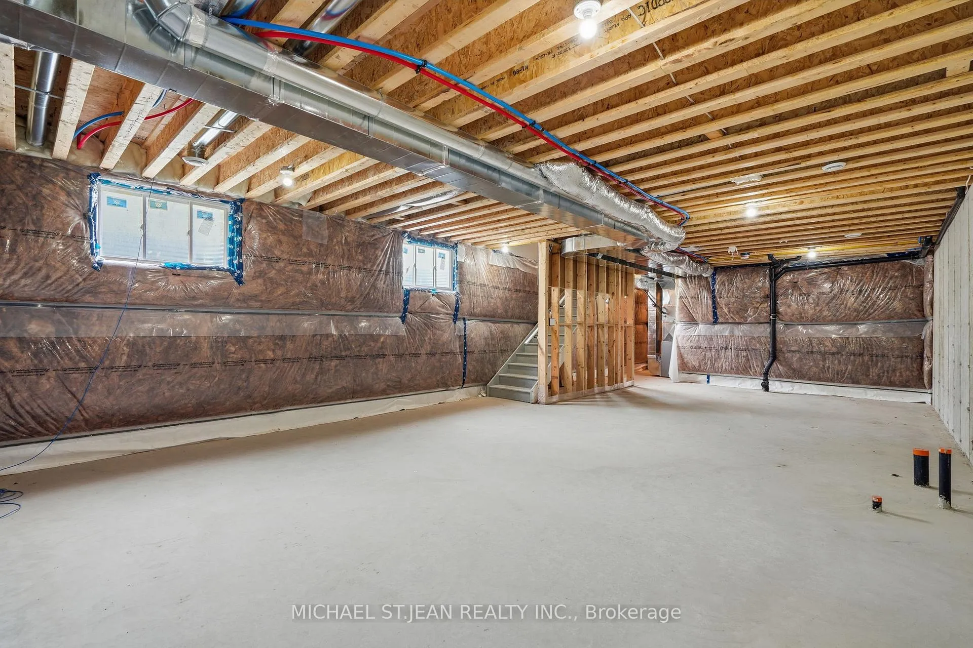 Photo 31 of 112 Forks Road E, Welland, Dain City — HOMEH