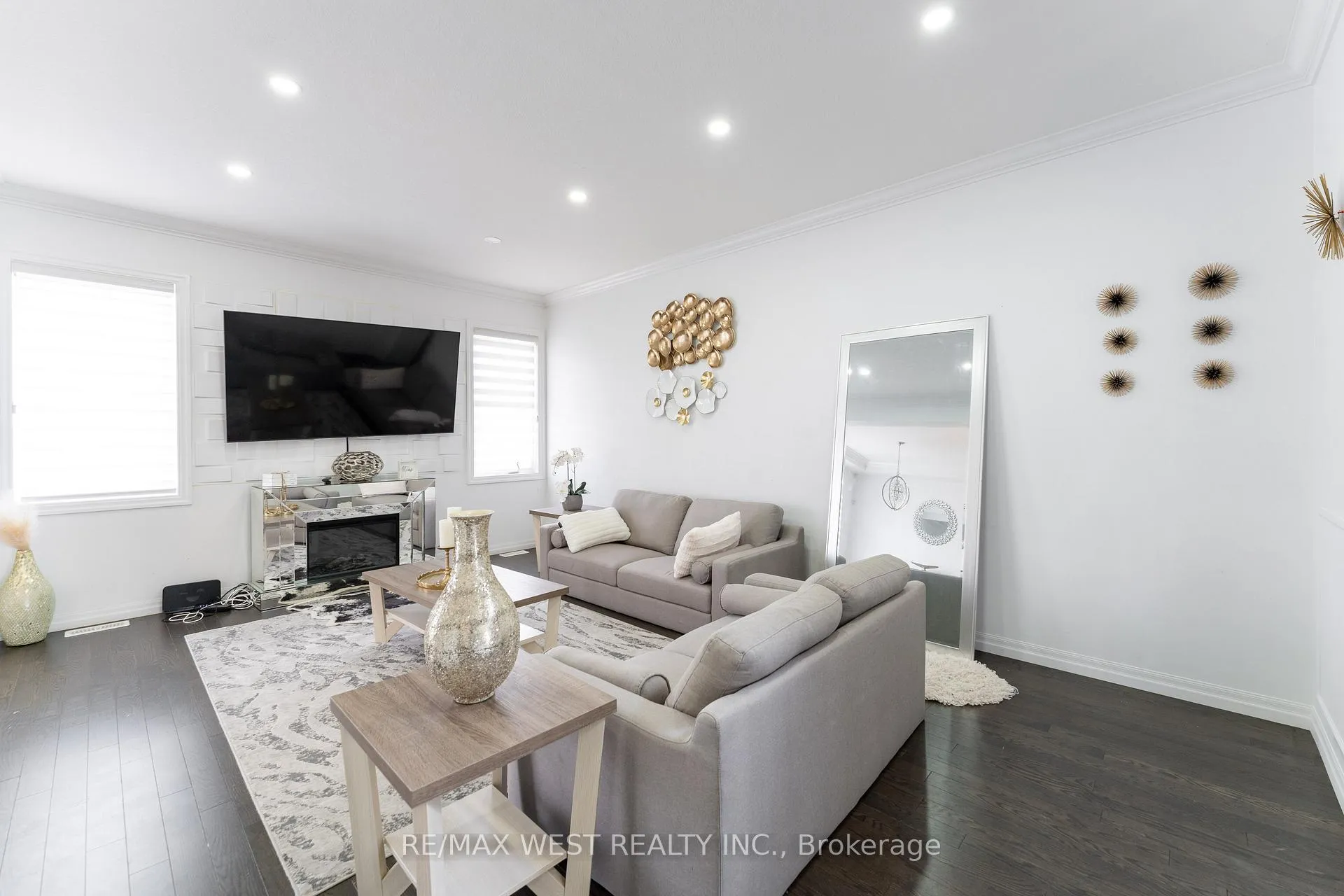 Photo 9 of 301 Freure Drive, Cambridge, Blair Road — HOMEH