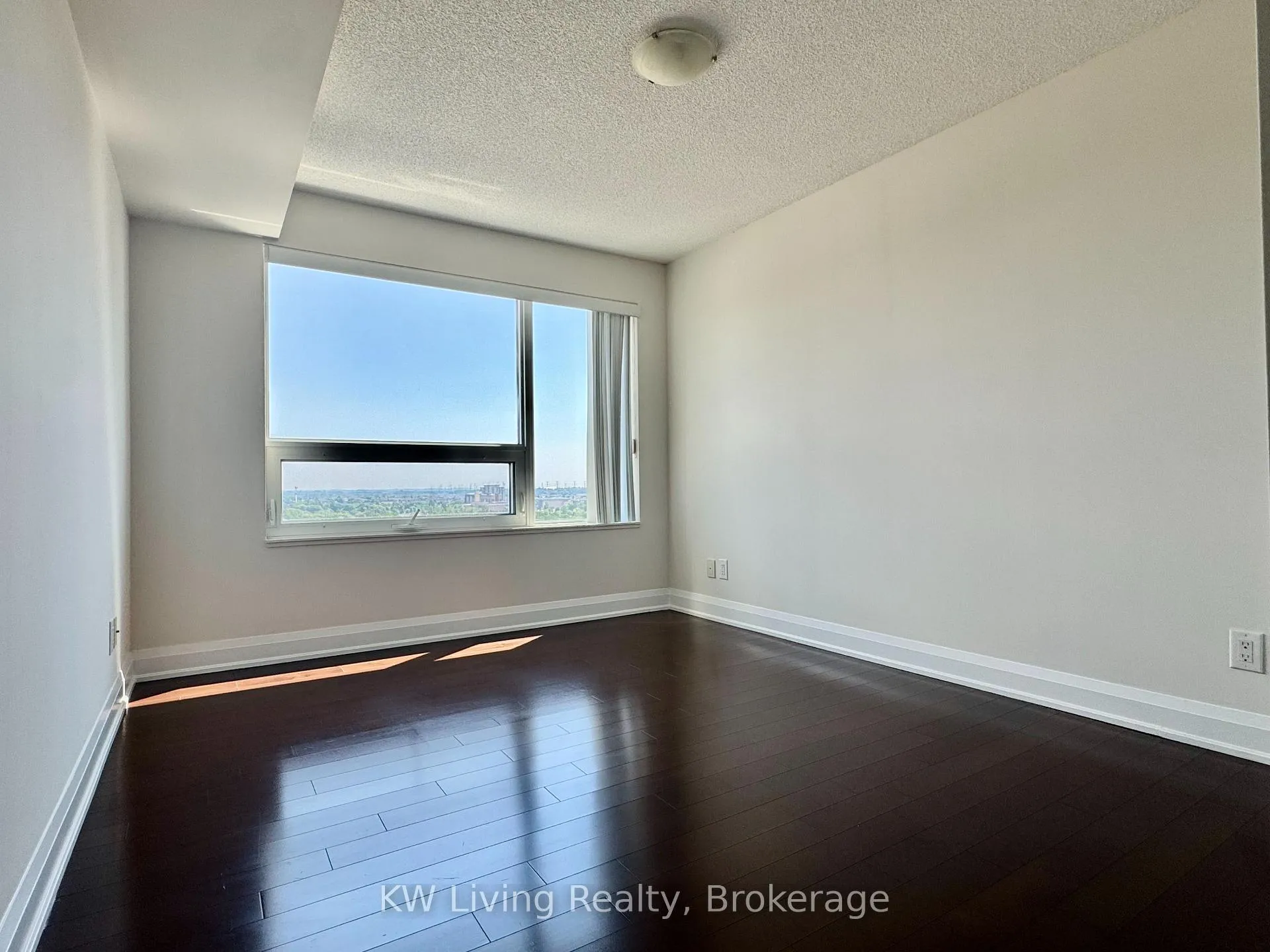 Photo 5 of Unit 1909, 1 Uptown Drive, Markham, Unionville — HOMEH
