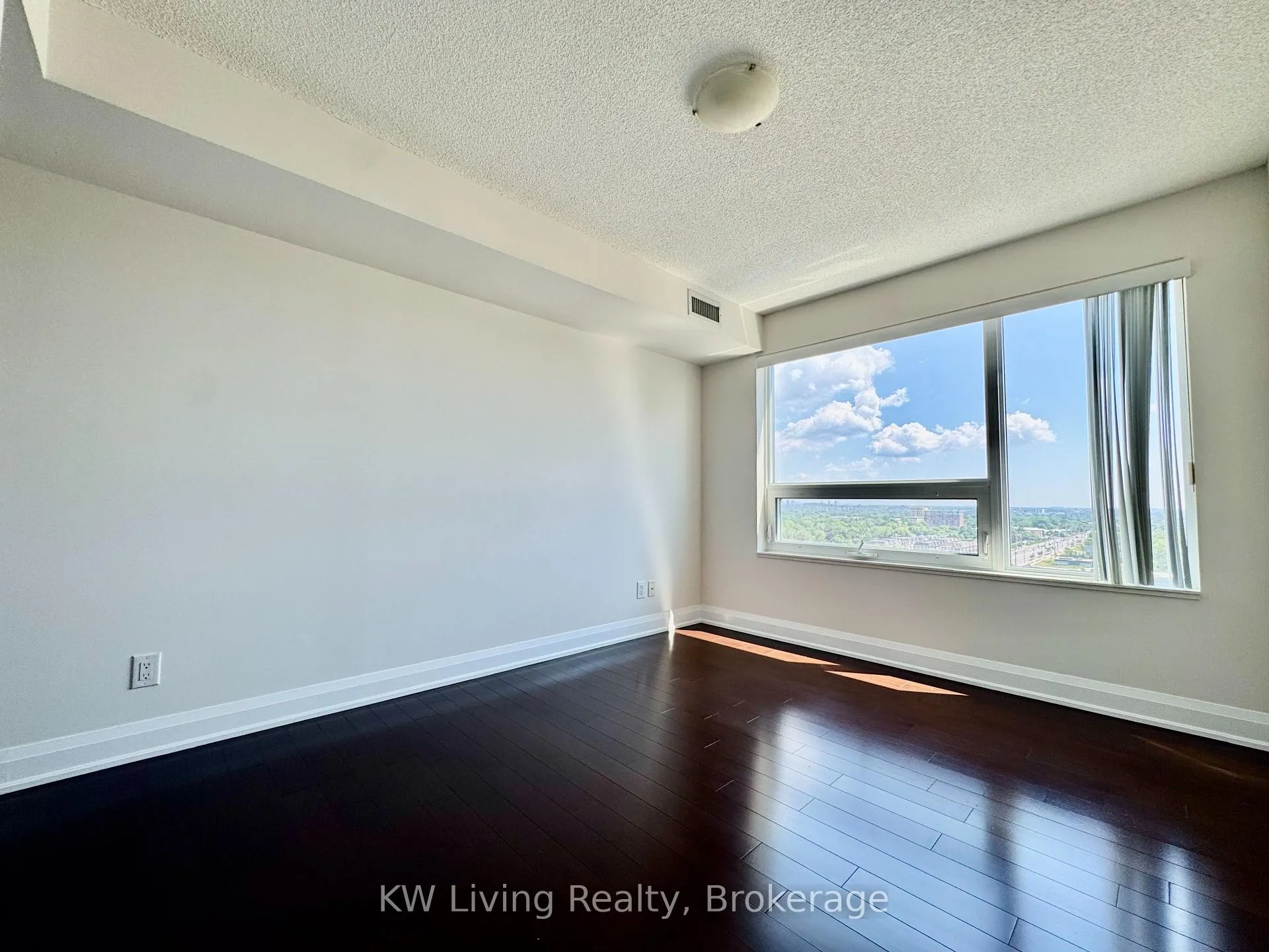 Photo 8 of Unit 1909, 1 Uptown Drive, Markham, Unionville — HOMEH