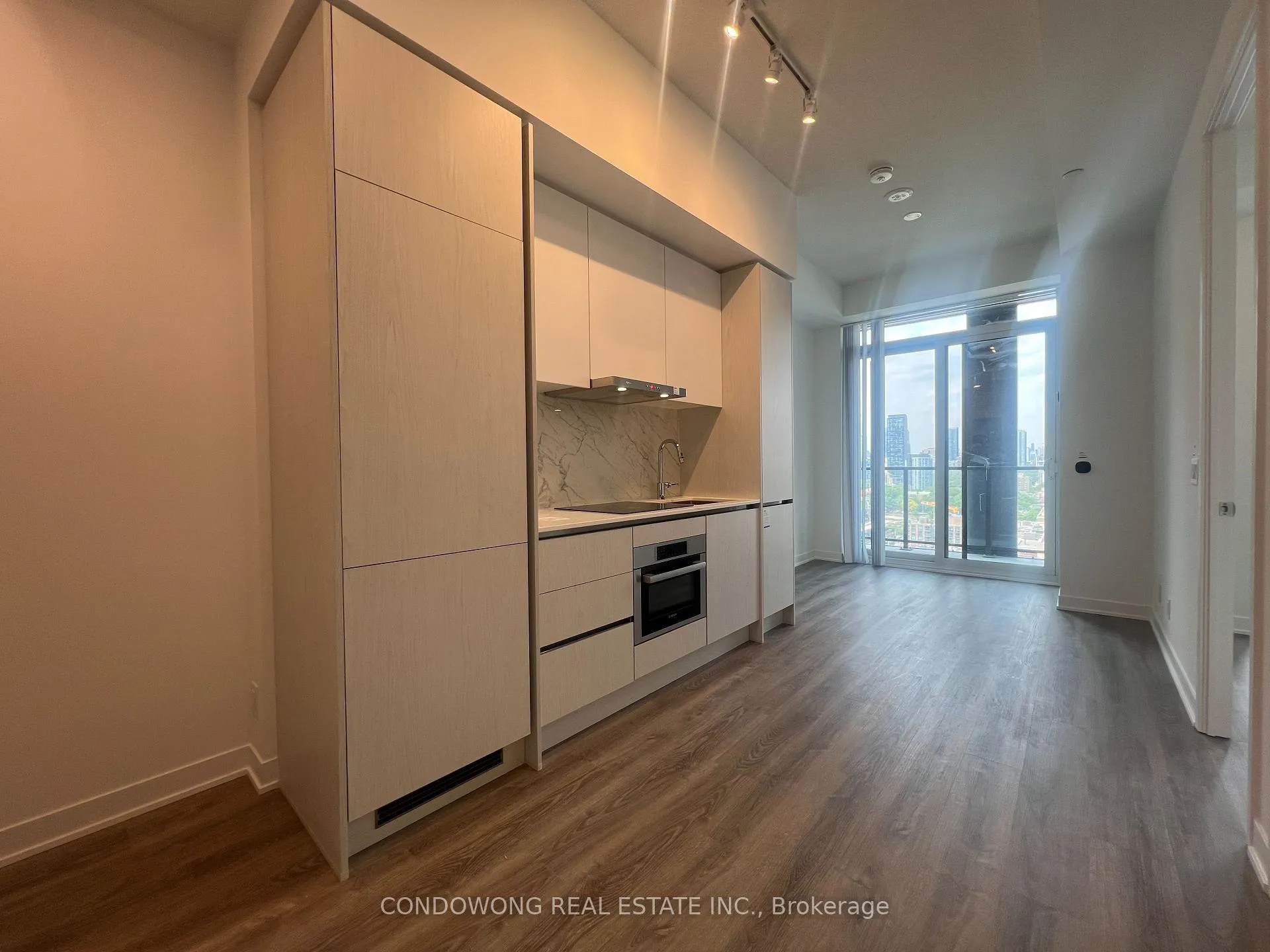 Photo 1 of Unit 2516, 180 Front Street E, Toronto, Moss Park — HOMEH