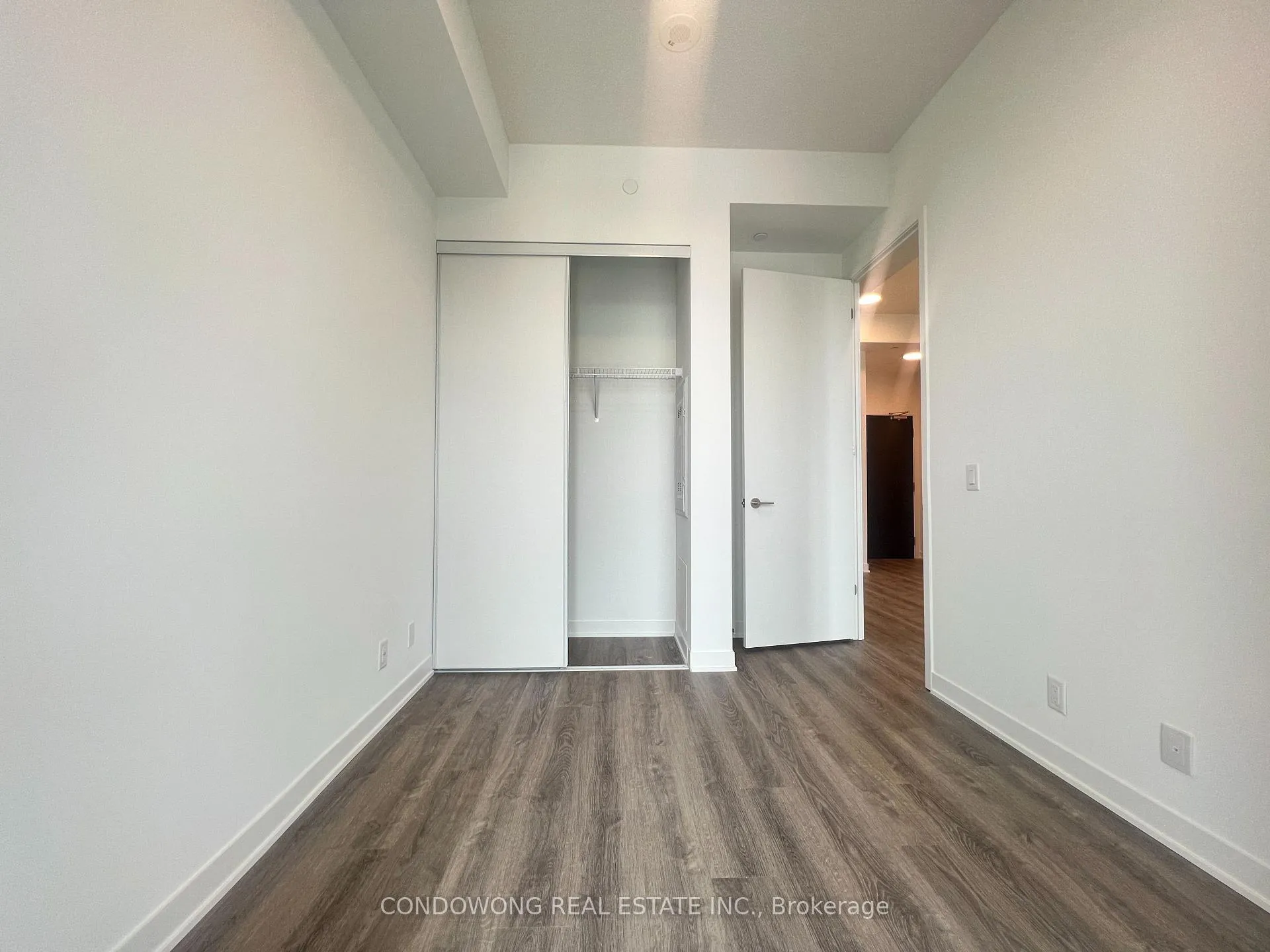 Photo 5 of Unit 2516, 180 Front Street E, Toronto, Moss Park — HOMEH