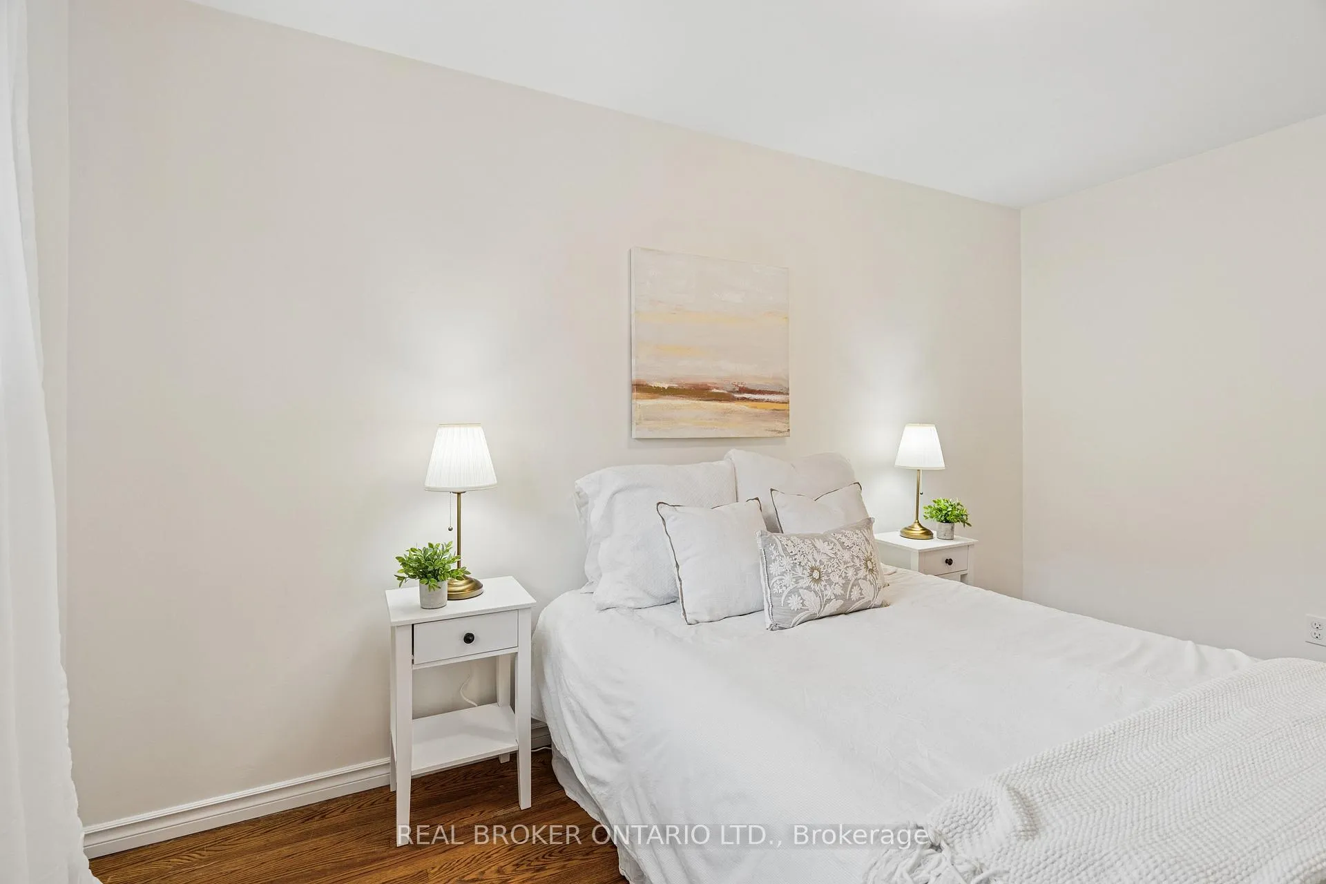 Photo 23 of 23 Knightswood Boulevard, Guelph, General Hospital — HOMEH