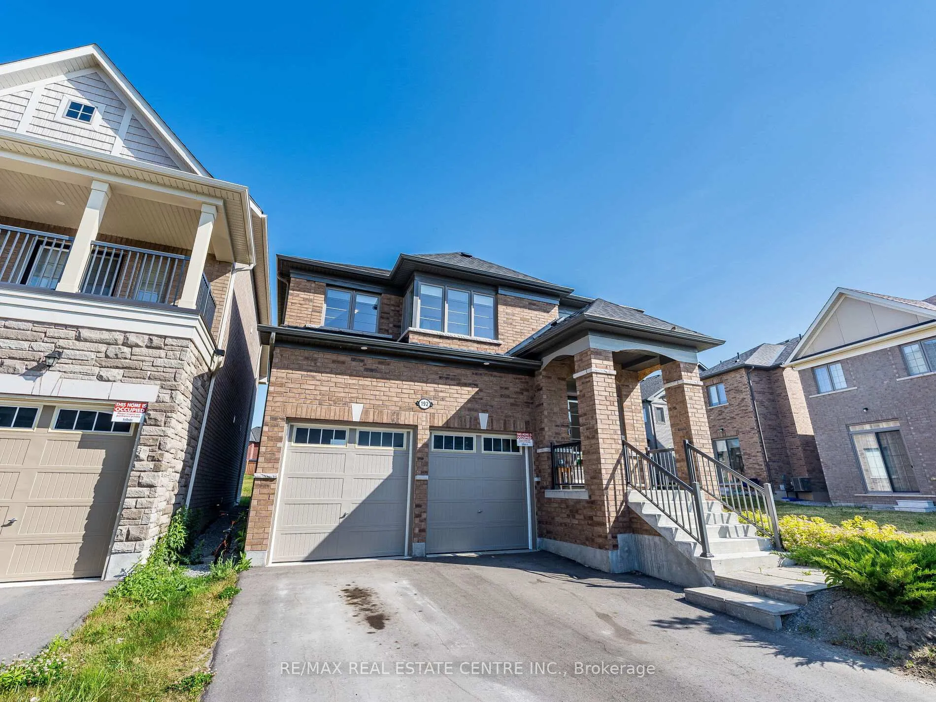Photo 4 of 192 Miyako Court, Oshawa, Windfields — HOMEH