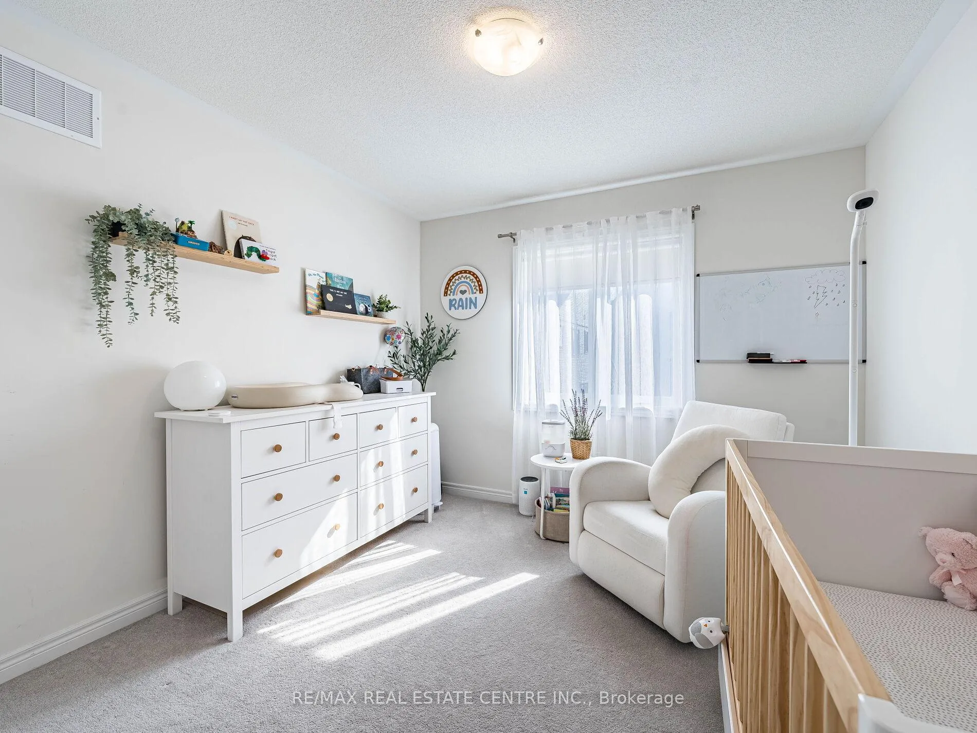 Photo 36 of 192 Miyako Court, Oshawa, Windfields — HOMEH