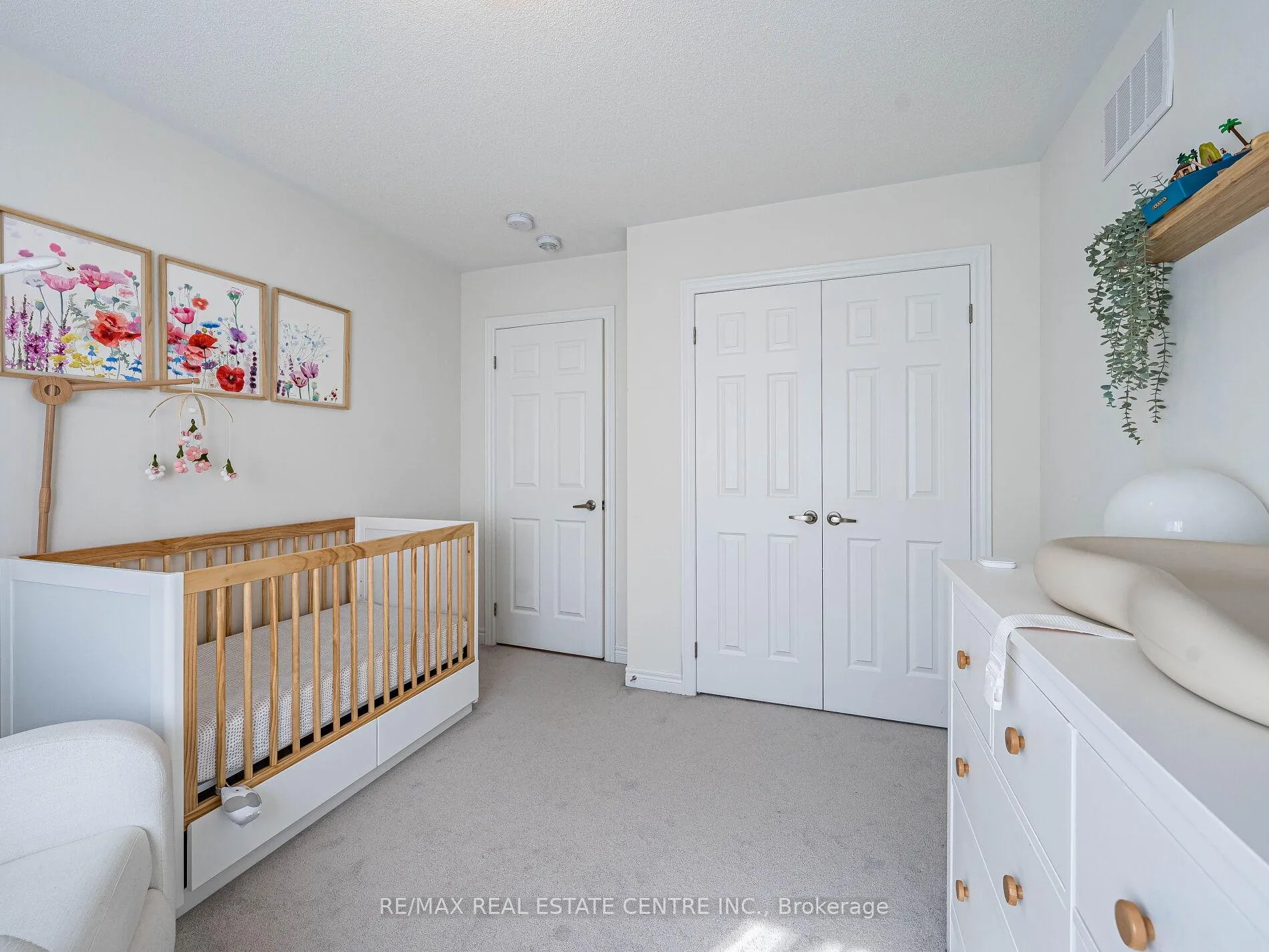 Photo 37 of 192 Miyako Court, Oshawa, Windfields — HOMEH