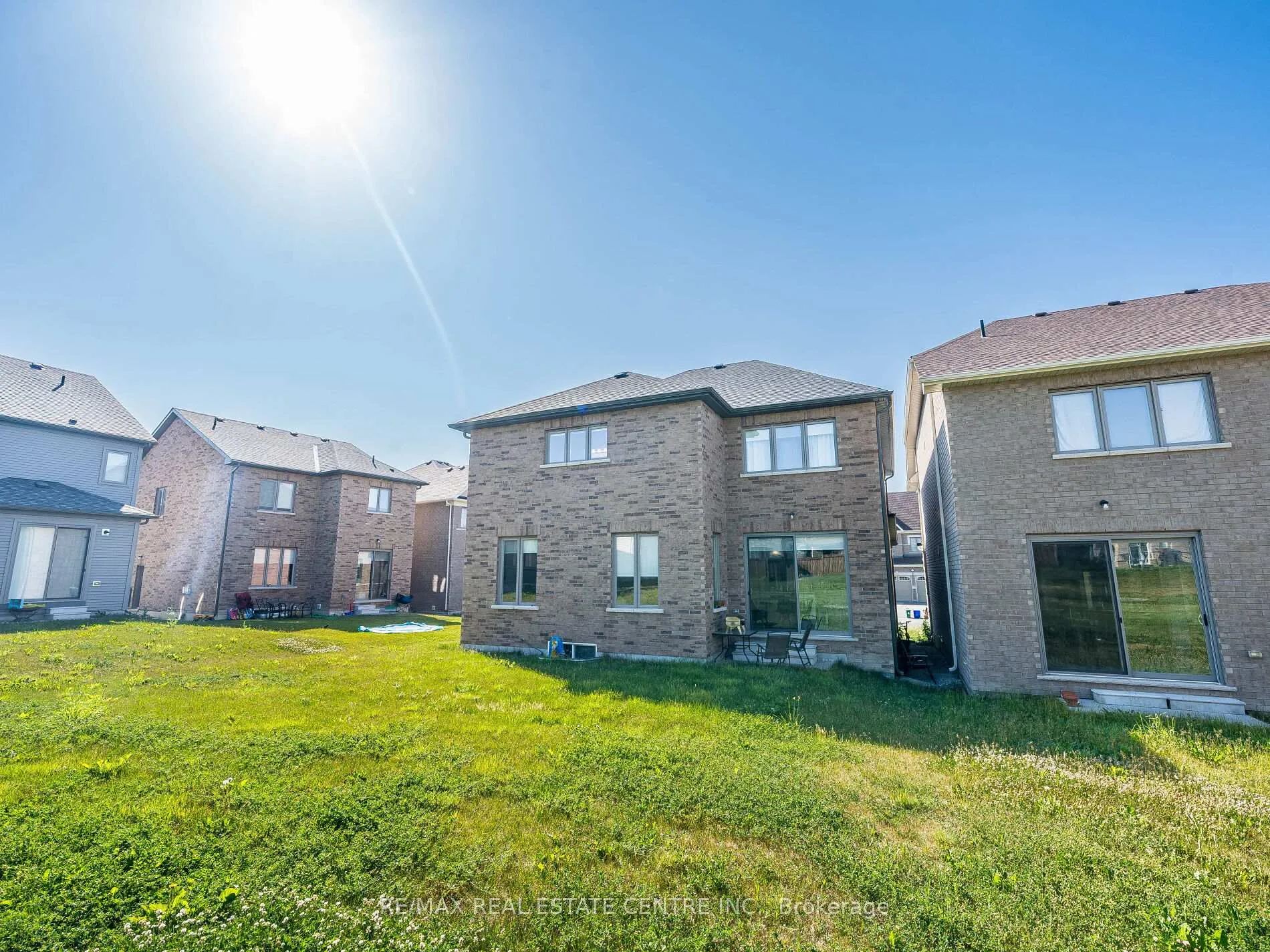Photo 50 of 192 Miyako Court, Oshawa, Windfields — HOMEH