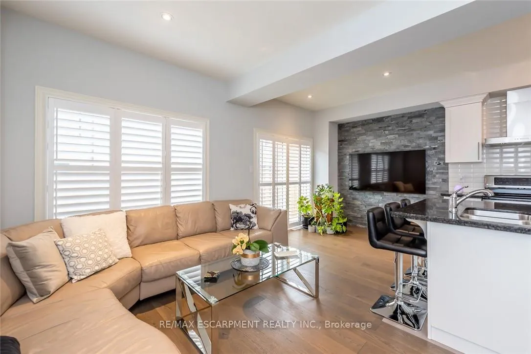 Photo 18 of Unit 42, 98 Shoreview Place, Hamilton, Lakeshore — HOMEH