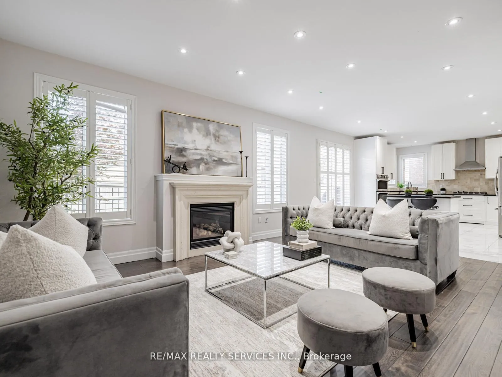 Photo 18 of 28 Siena Drive, Vaughan, Vellore Village — HOMEH