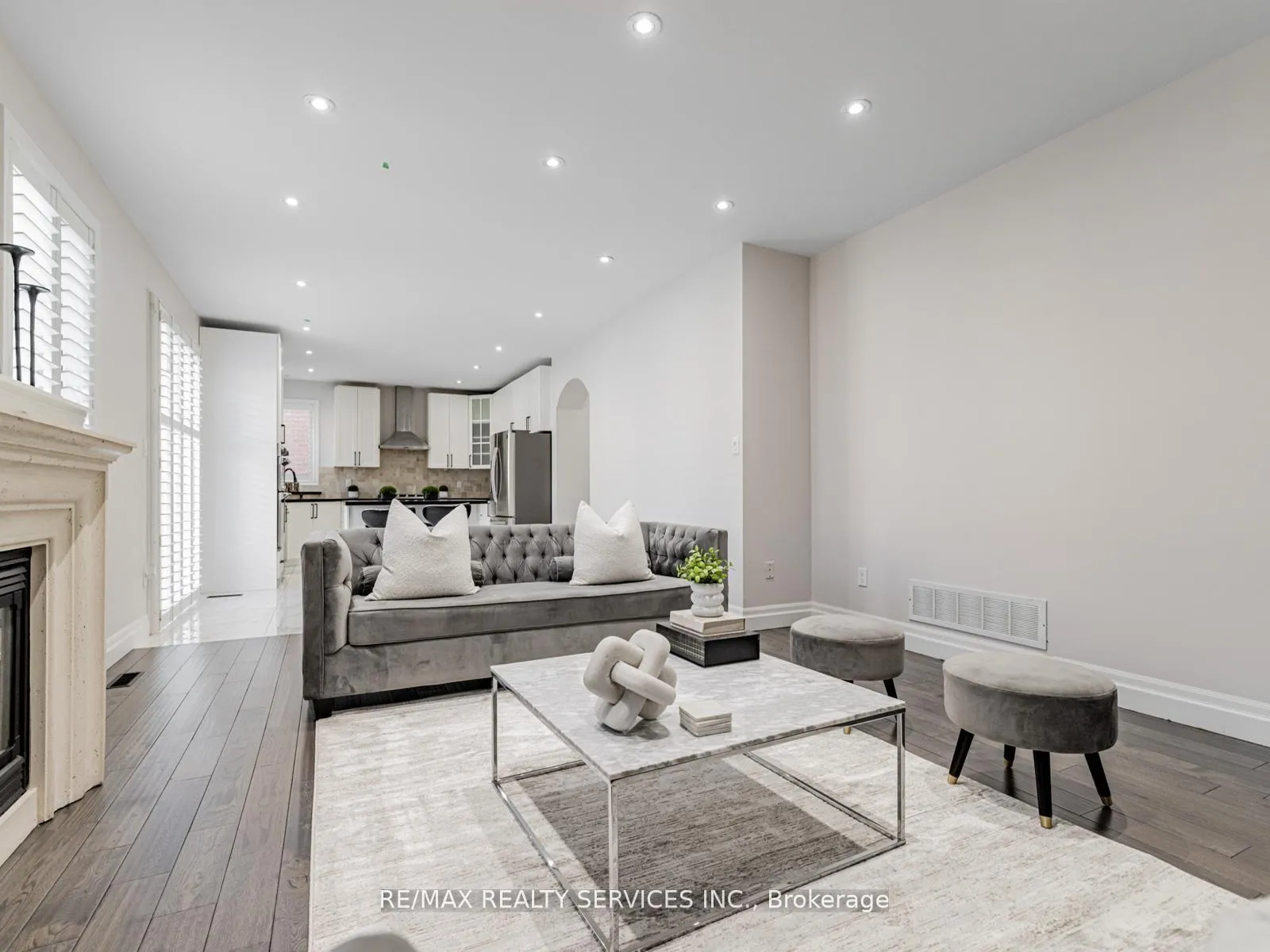 Photo 19 of 28 Siena Drive, Vaughan, Vellore Village — HOMEH
