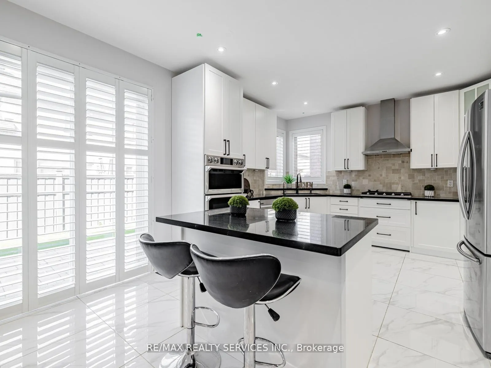 Photo 22 of 28 Siena Drive, Vaughan, Vellore Village — HOMEH