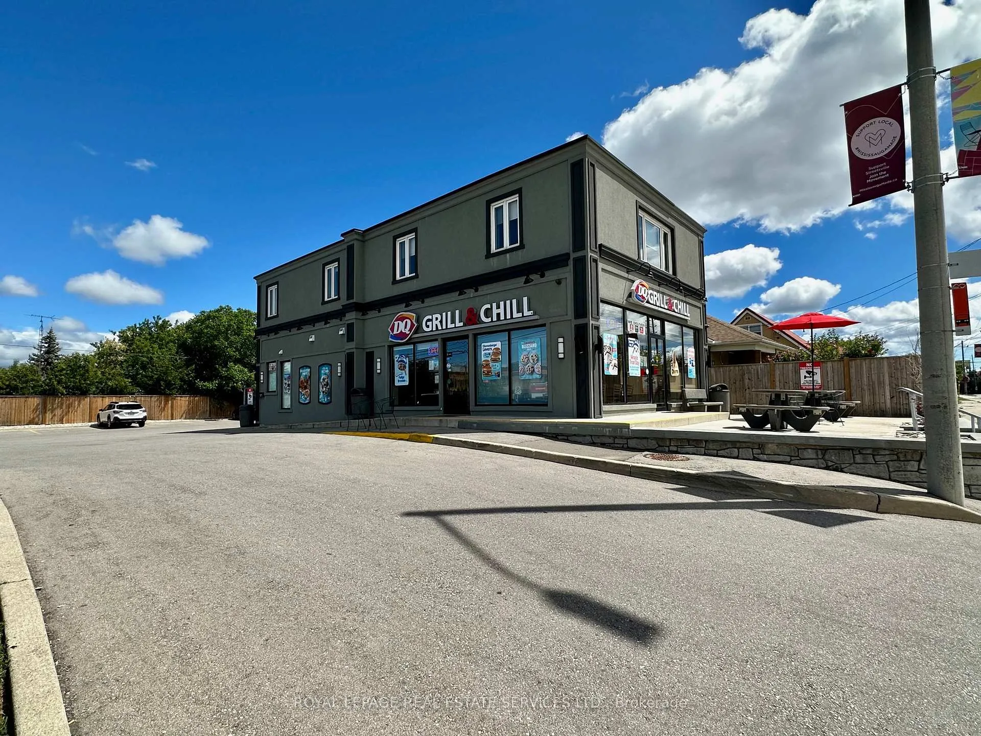 Front of Unit 2nd Flr, 1-3 Queen Street S