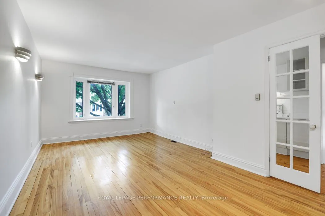 Photo 9 of 152 Ivy Crescent, Ottawa, Lindenlea — HOMEH
