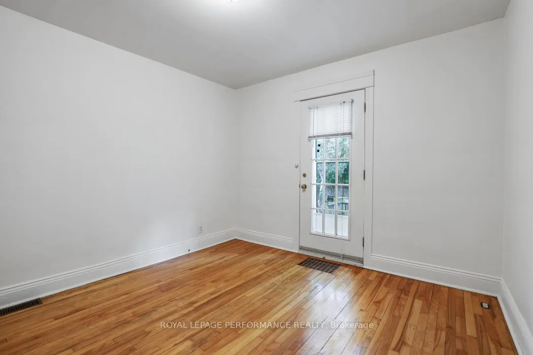 Photo 16 of 152 Ivy Crescent, Ottawa, Lindenlea — HOMEH