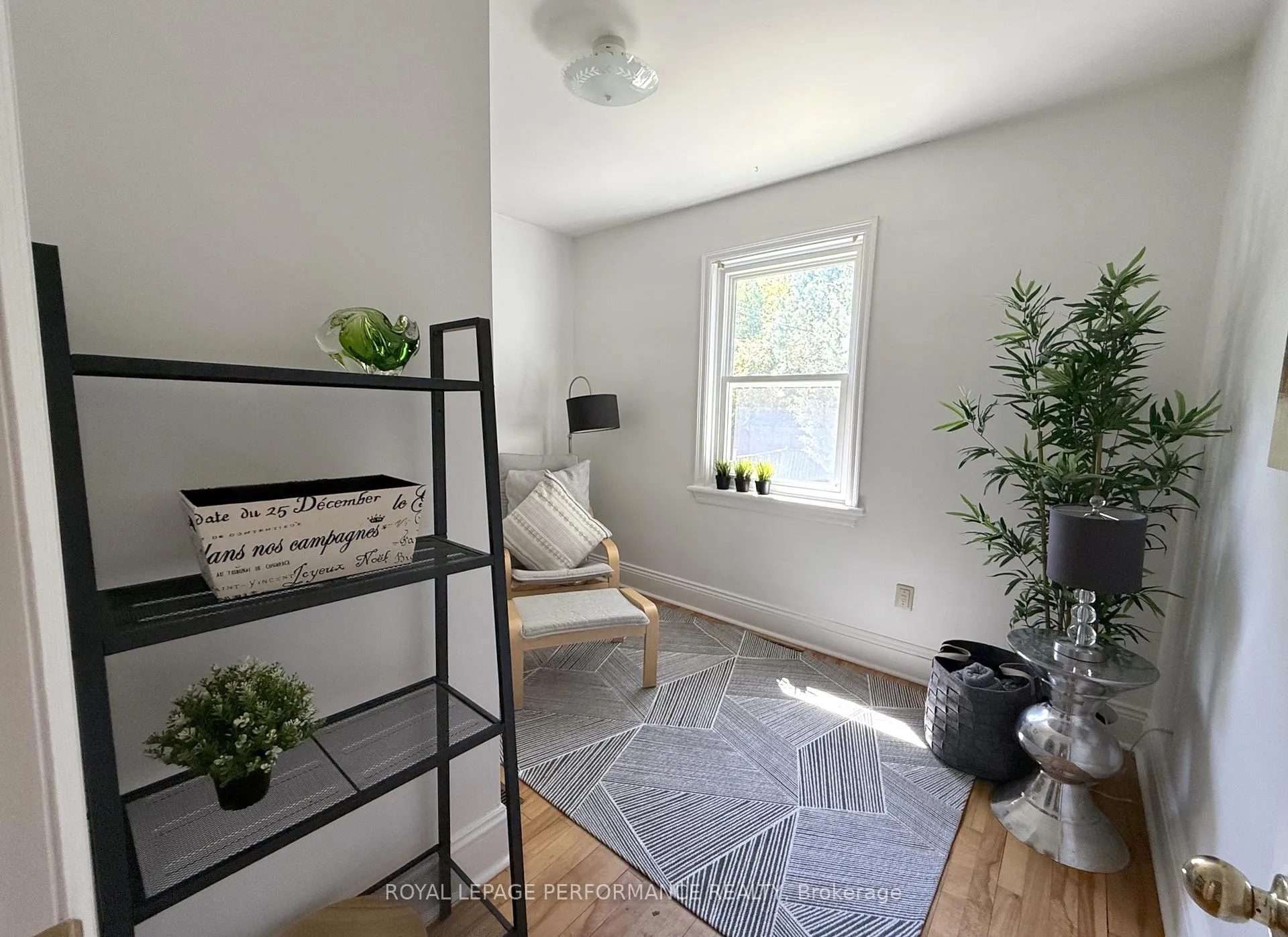 Photo 17 of 152 Ivy Crescent, Ottawa, Lindenlea — HOMEH