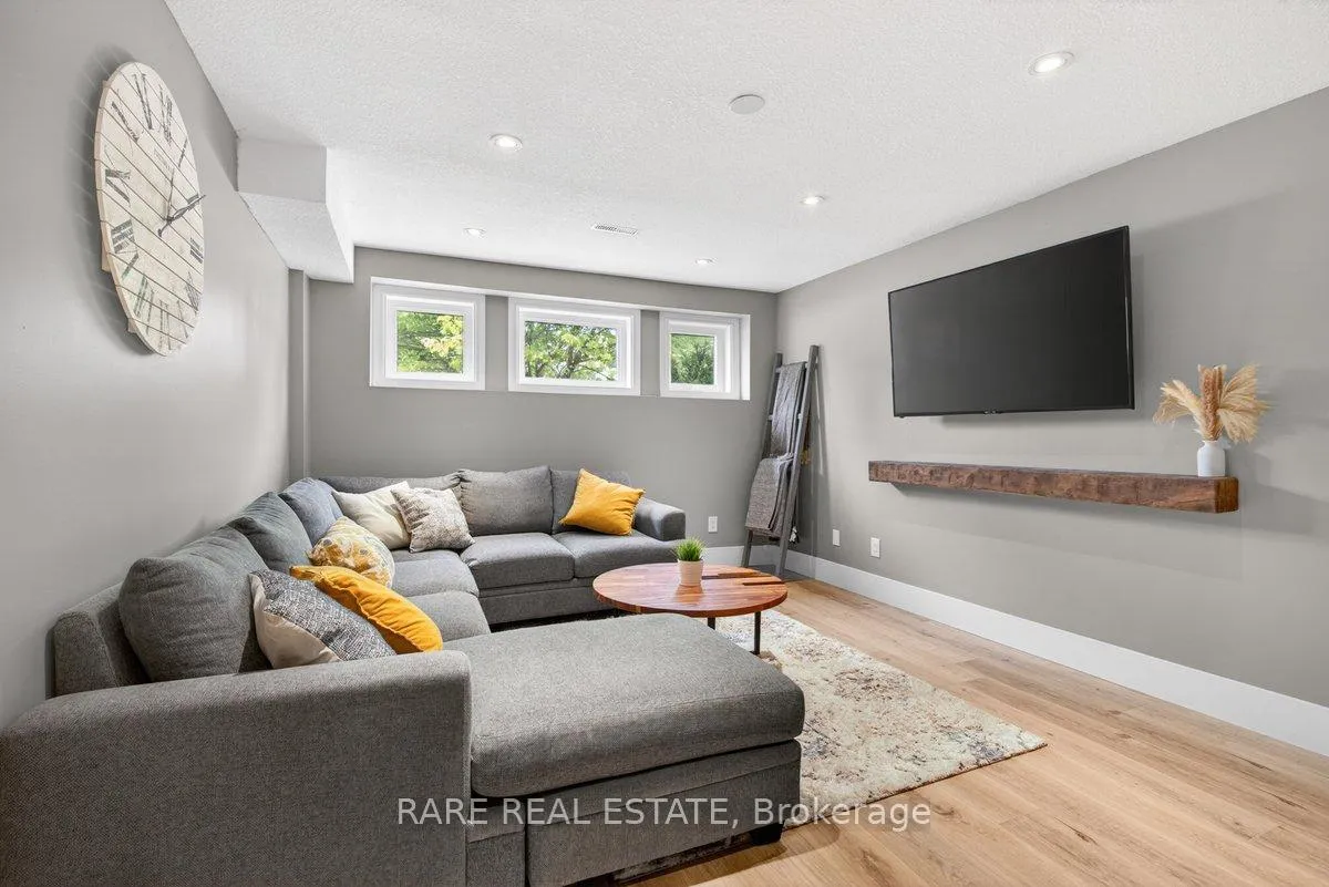 Photo 24 of 57 Darren Drive, Essa, Angus — HOMEH