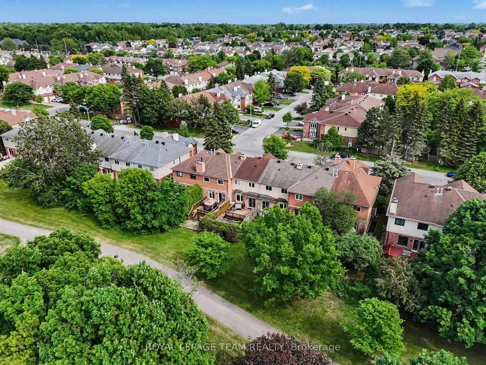 Photo 23 of 36 Southport Drive, Ottawa, Hunt Club Park/Greenboro — HOMEH