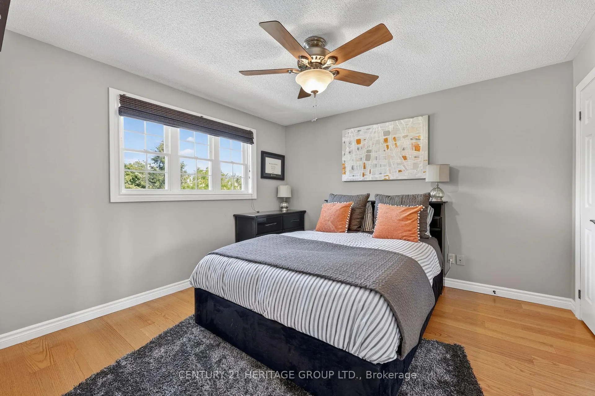 Photo 23 of 19 Kevin Crescent, Essa, Thornton — HOMEH