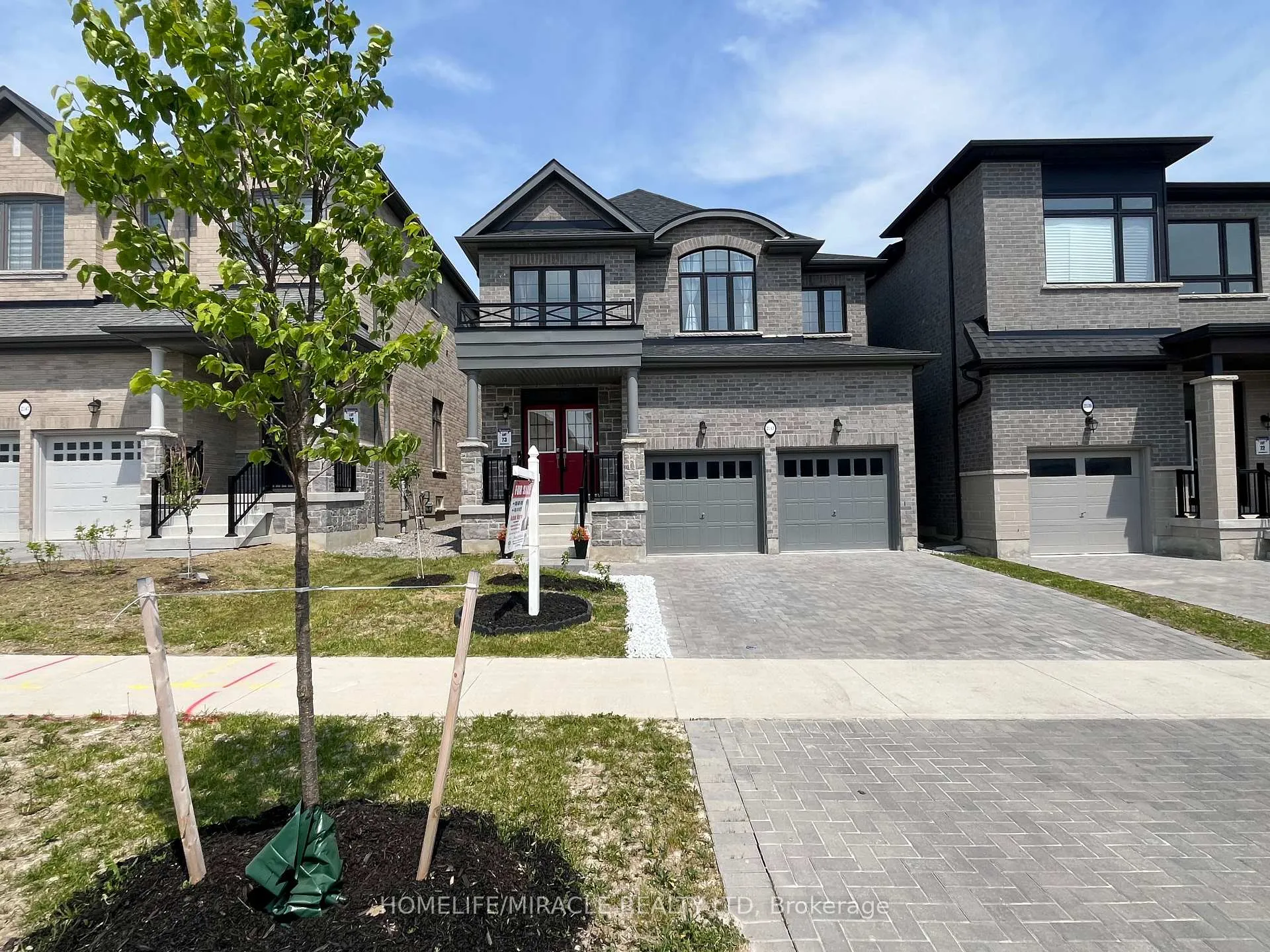 Photo 3 of 2143 Hallandale Street, Oshawa, Kedron — HOMEH