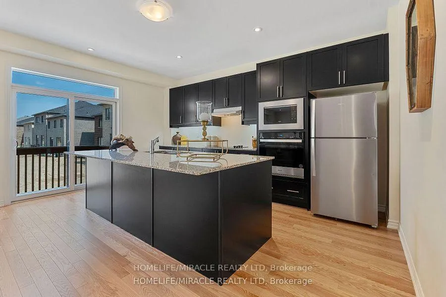Photo 13 of 2143 Hallandale Street, Oshawa, Kedron — HOMEH