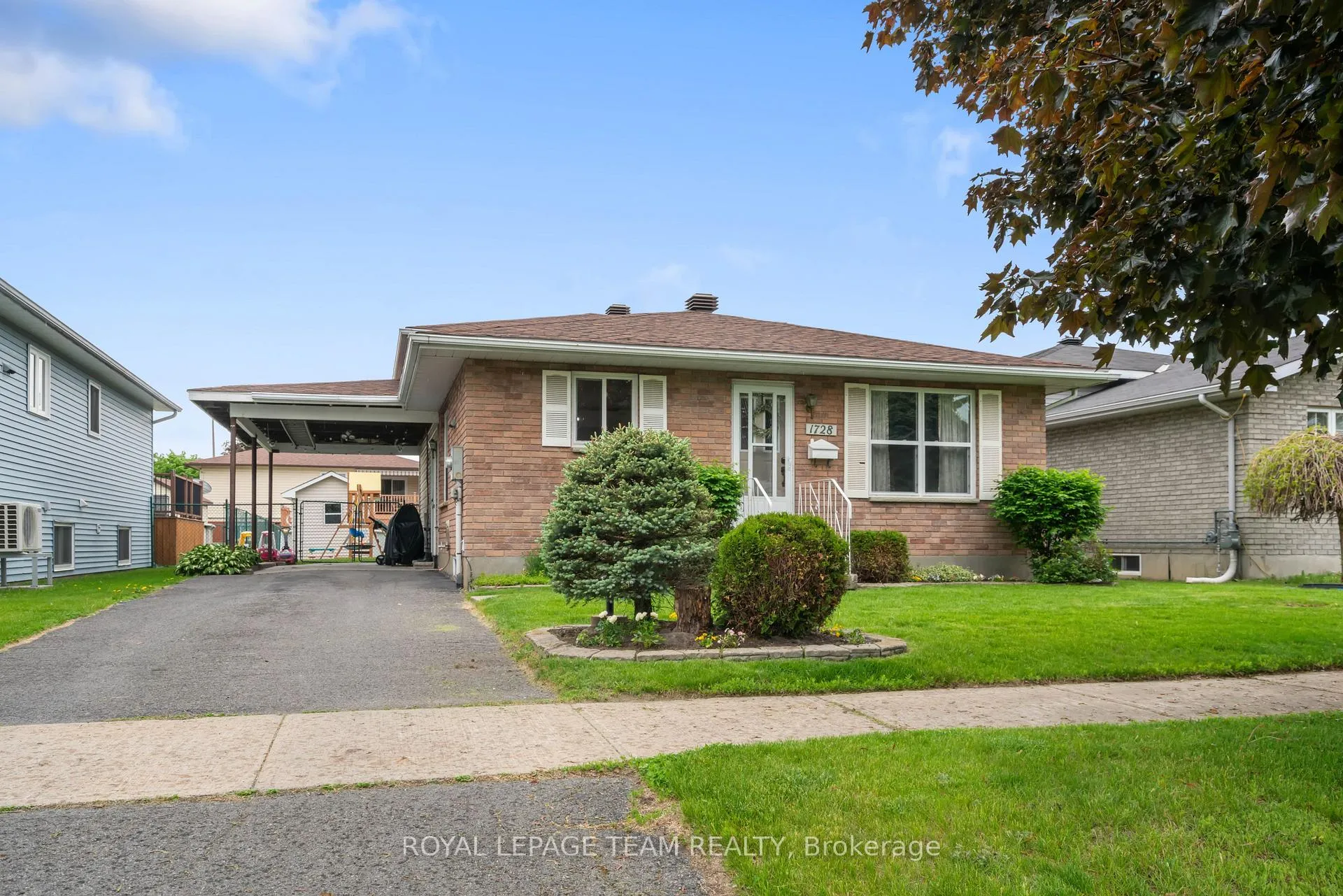 Front of 1728 Branch Drive