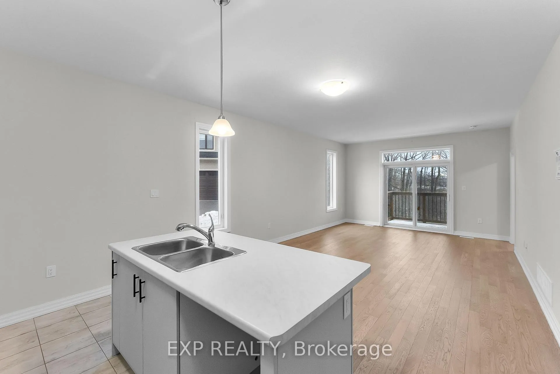 Photo 10 of Unit 38, 4311 Mann Street, Niagara Falls, Lyons Creek — HOMEH